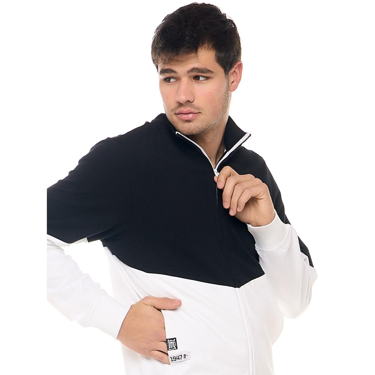 MAN_TRACKSUITS_ACTIVE_M5619A8F10A_0900_Image_6