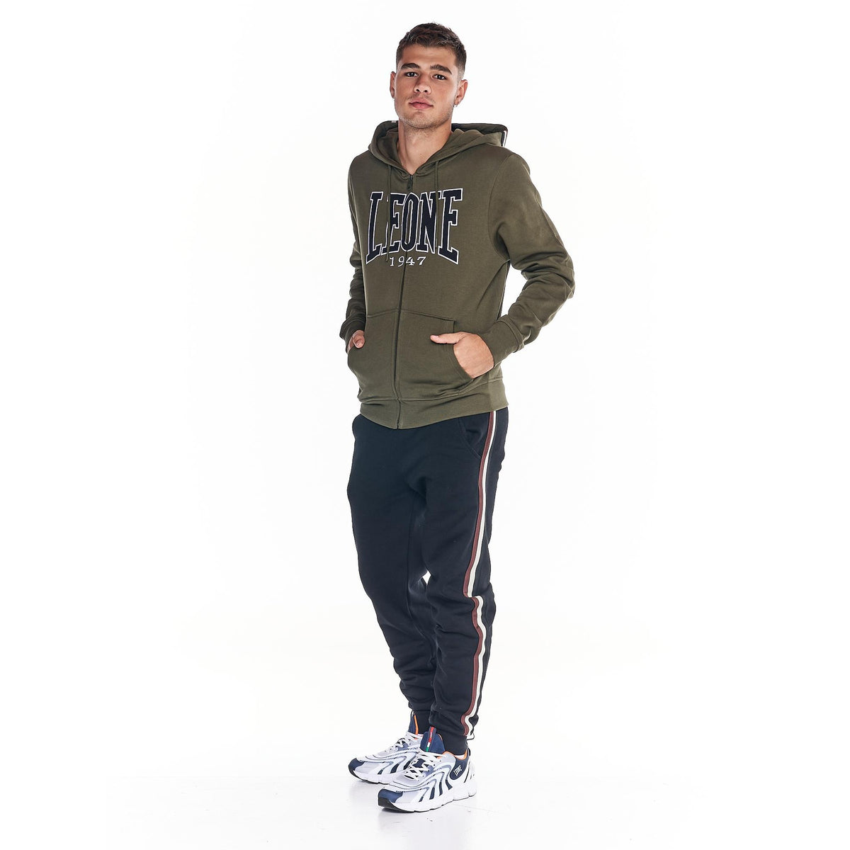 MAN_TRACKSUITS_EARTH_TONES_M4031A5F28A_2809_Image_4