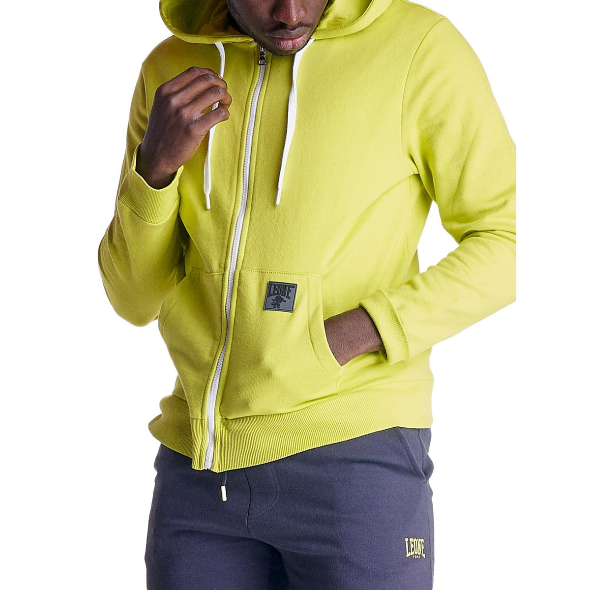 MAN_TRACKSUITS_HISTORY_M4070A5F02A_17092_Image_6