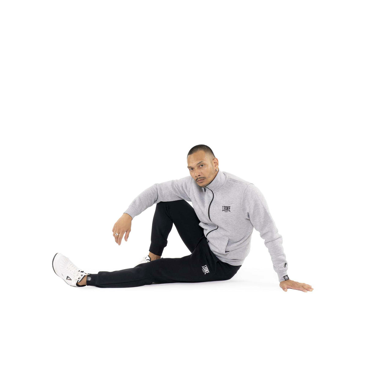 MAN_TRACKSUITS_SMOOTH_M6041A9F08A_0509_Image_5