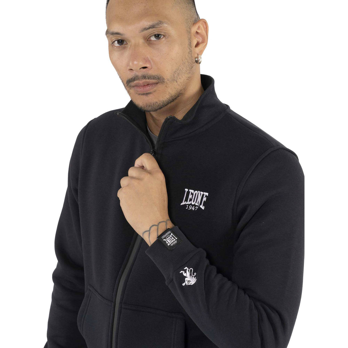 MAN_TRACKSUITS_SMOOTH_M6041A9F08A_09_Image_5