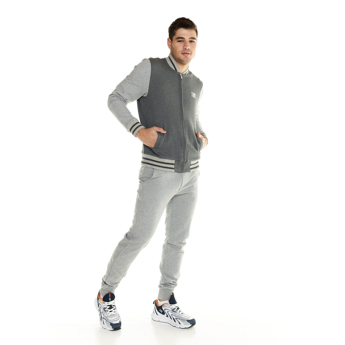 MAN_TRACKSUIT_FULL_ZIP_LIFESTYLE_M5020A7F42_08_Image_3