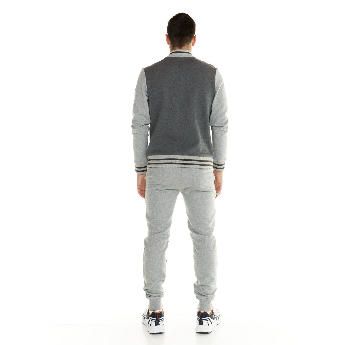 MAN_TRACKSUIT_FULL_ZIP_LIFESTYLE_M5020A7F42_08_Image_5