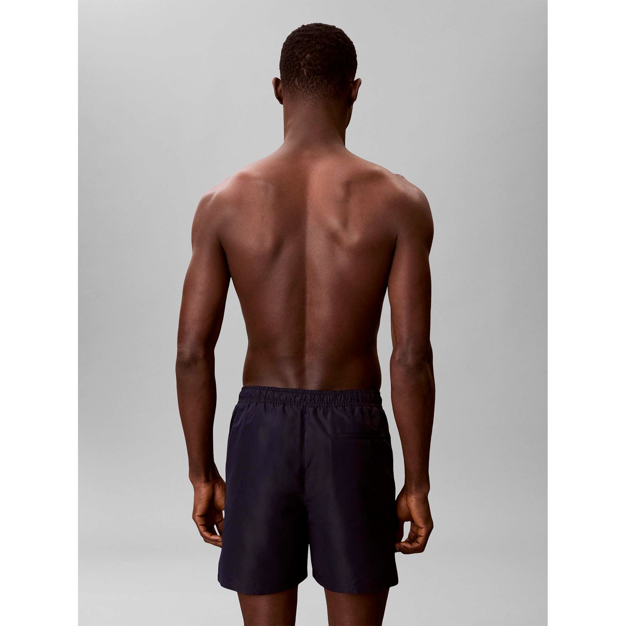 MEDIUM_DRAWSTRING_LV00N61047_0PP_Image_4