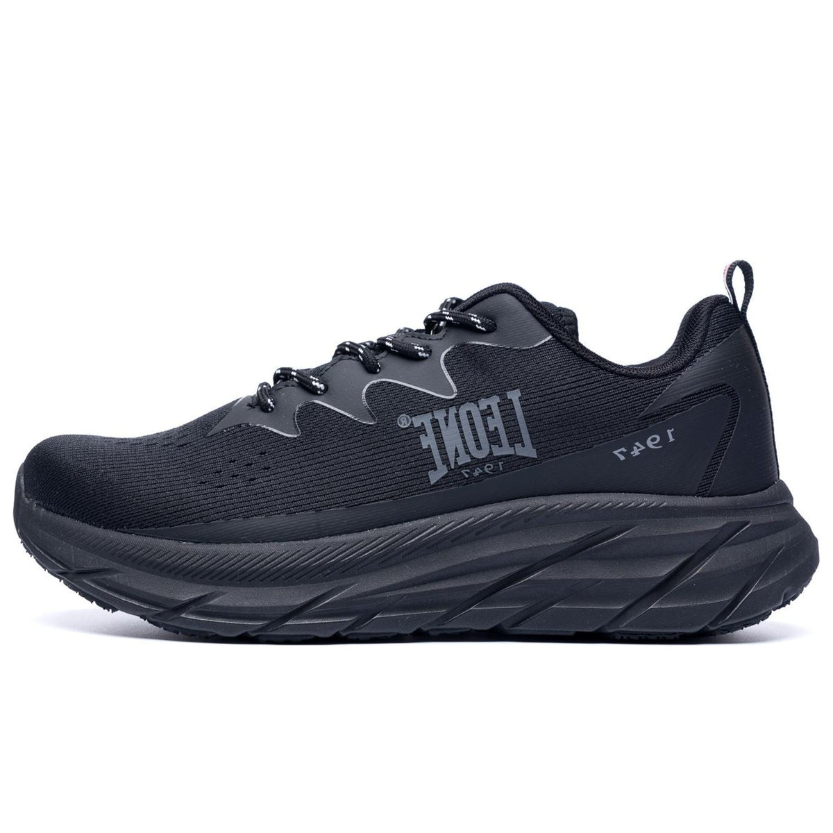 MENS_SHOES_RUN_M123S11_09_Image_1