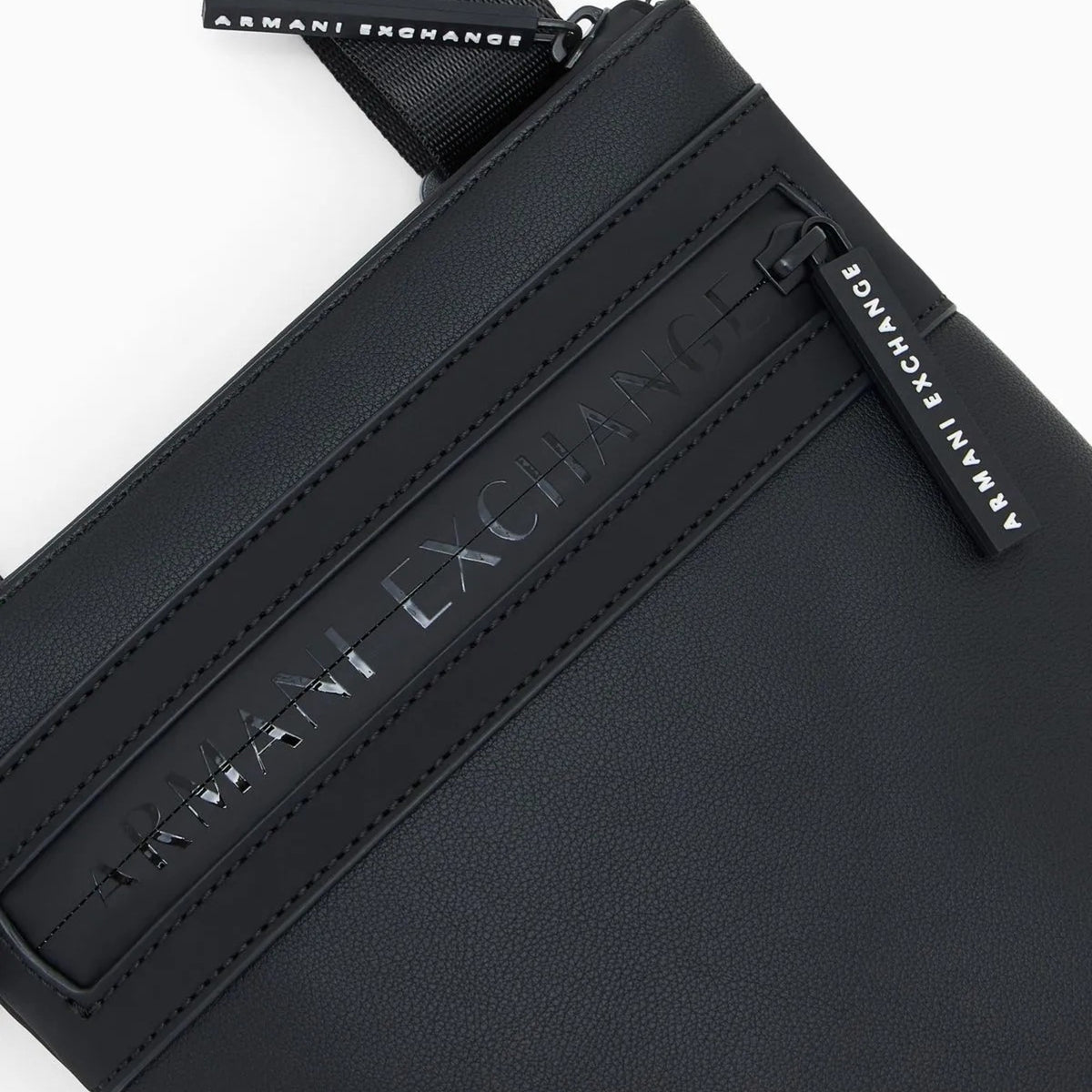 MESSENGER_BAG_XM003594AF26679_MC043_Image_5