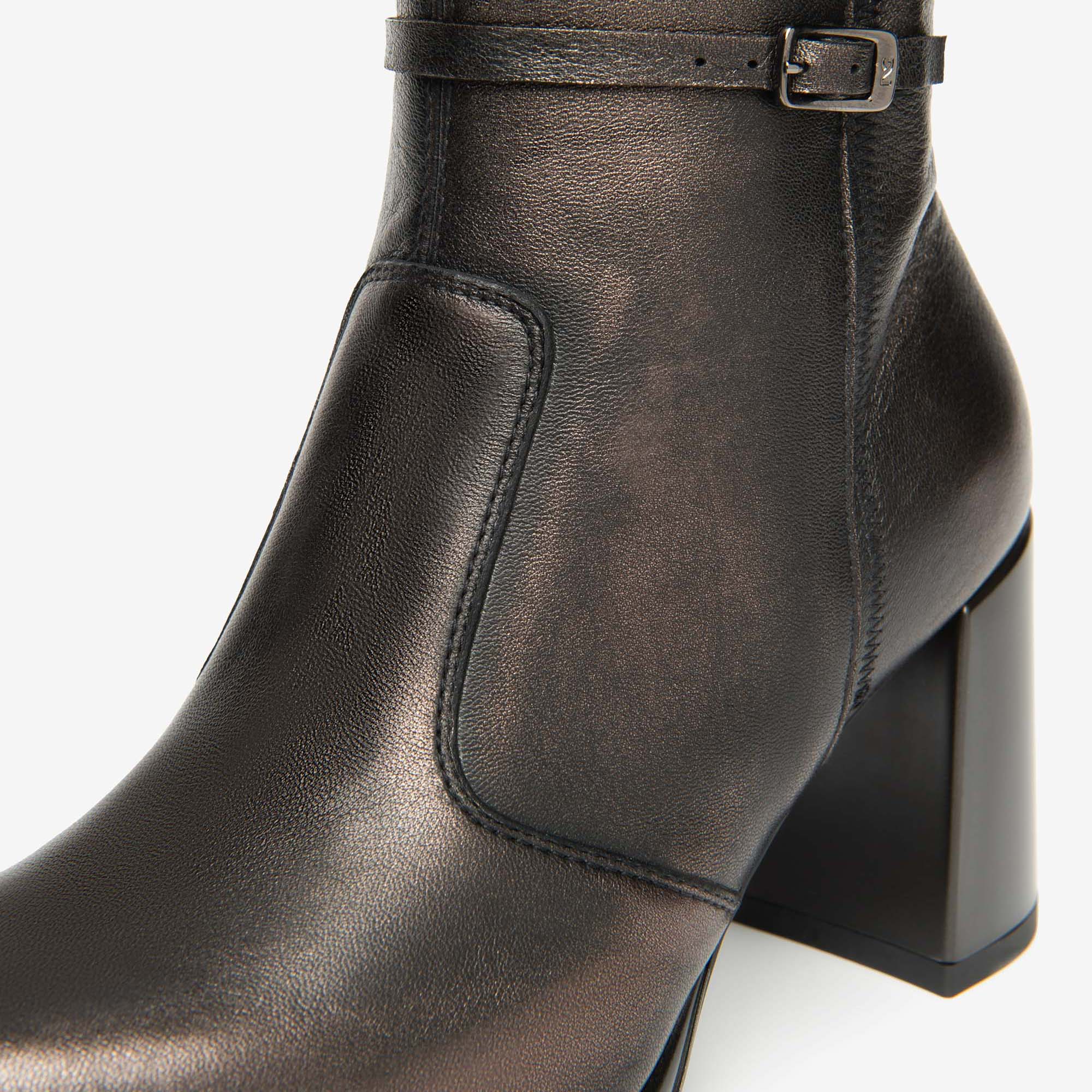 METAL_SA_TPU_SIRACUSA_PLATO_I514323D_300_Image_3