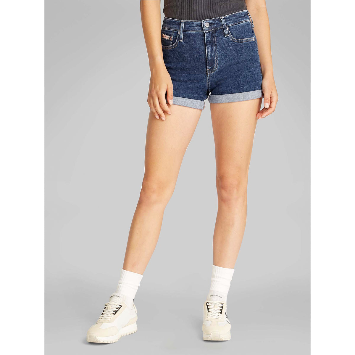 MID_RISE_SHORT_J20J225160_1BJ_Image_2