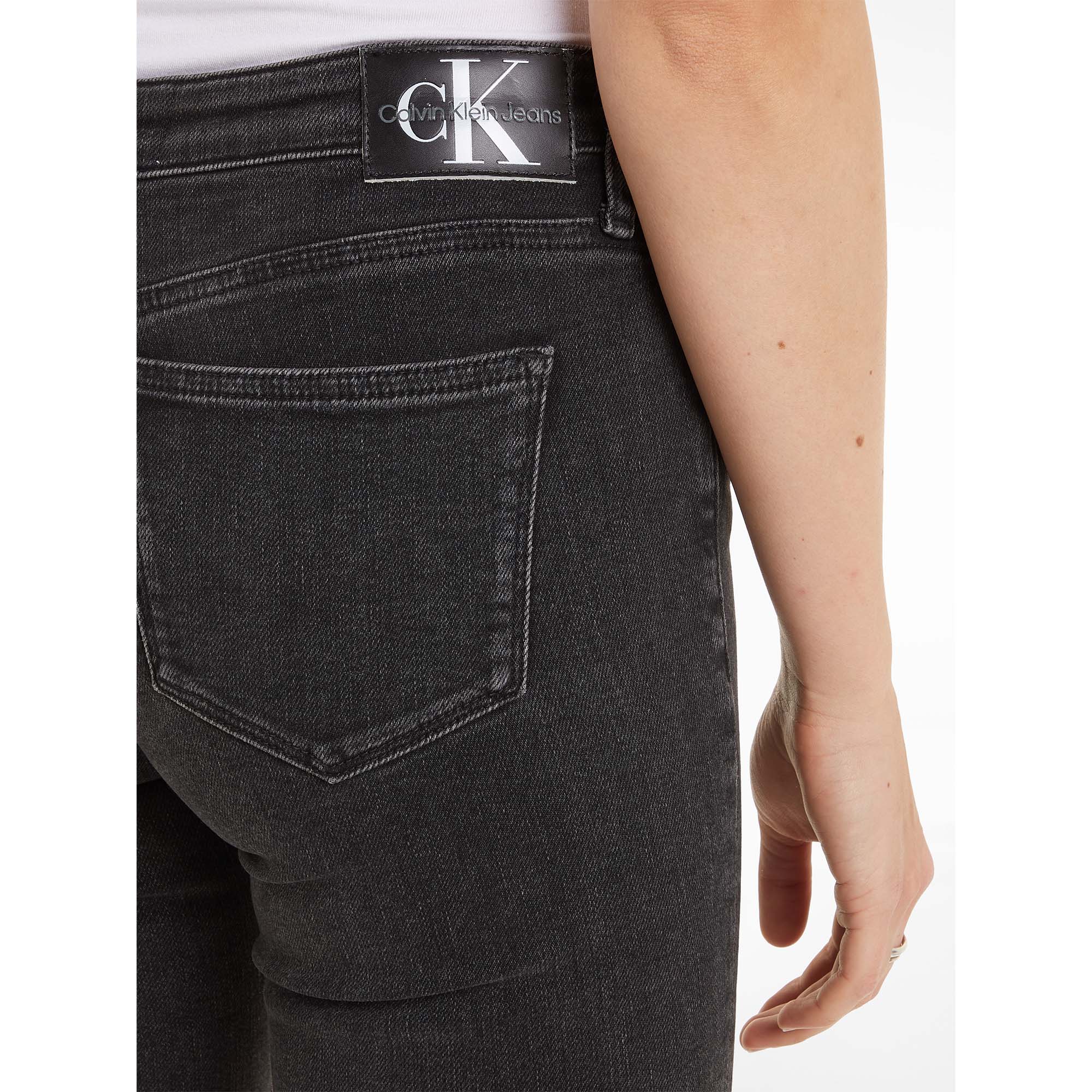 MID_RISE_SKINNY_J20J222448_1BY_Image_4