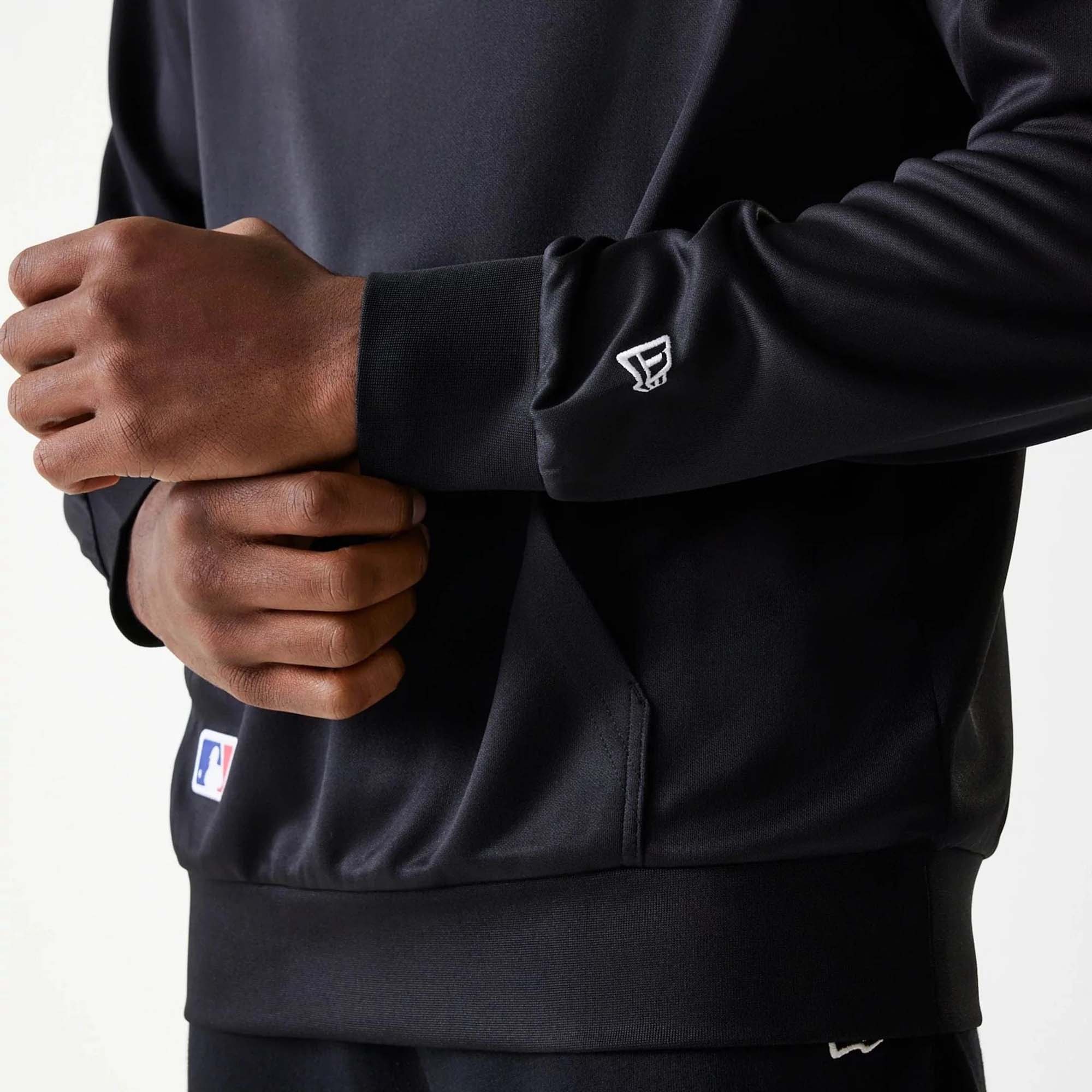 MLB_ESSENTIALS_HOODIE_NEYYAN_BLK_60684271_001_Image_5