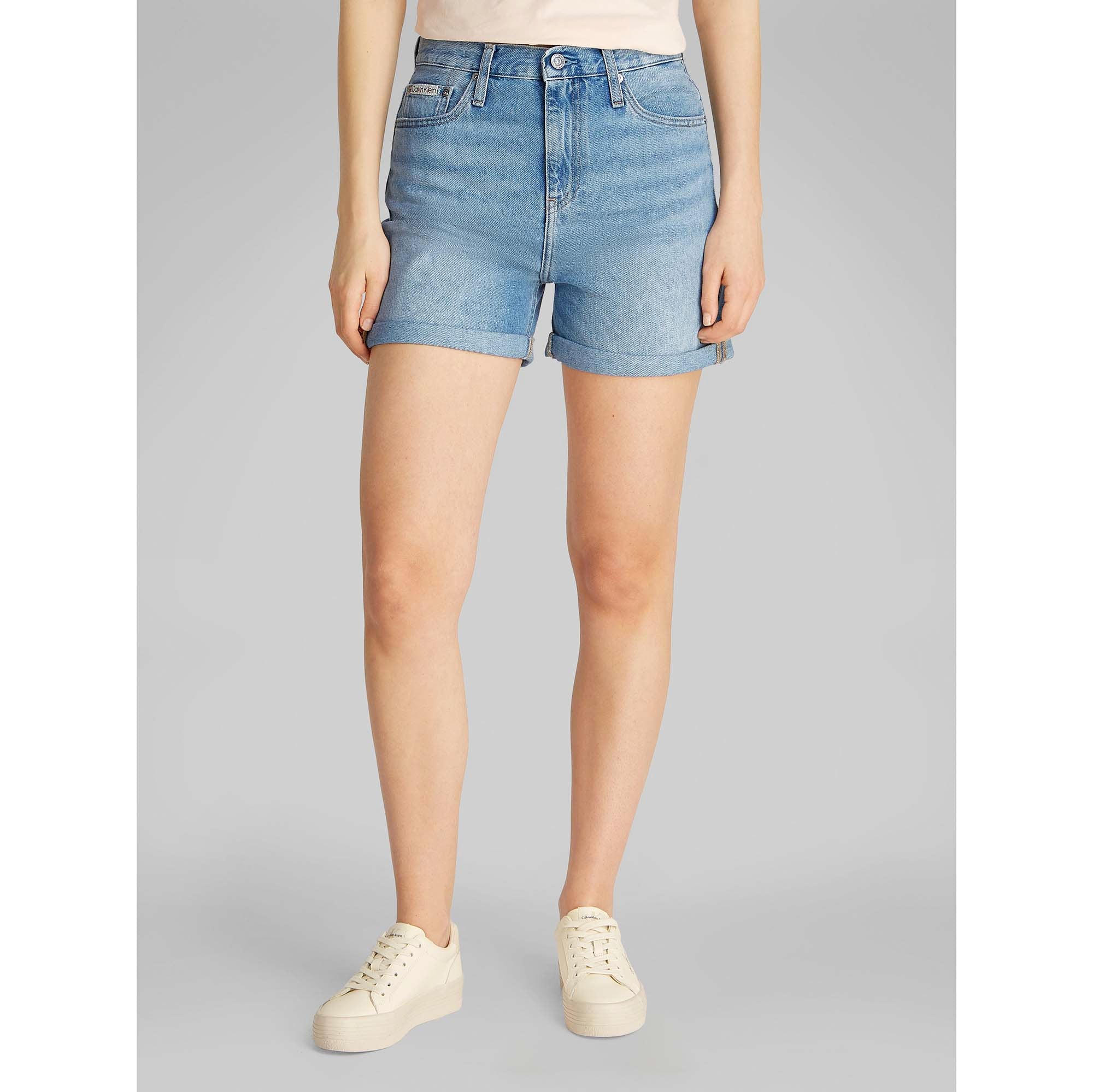 MOM_SHORT_J20J225152_1AA_Image_2