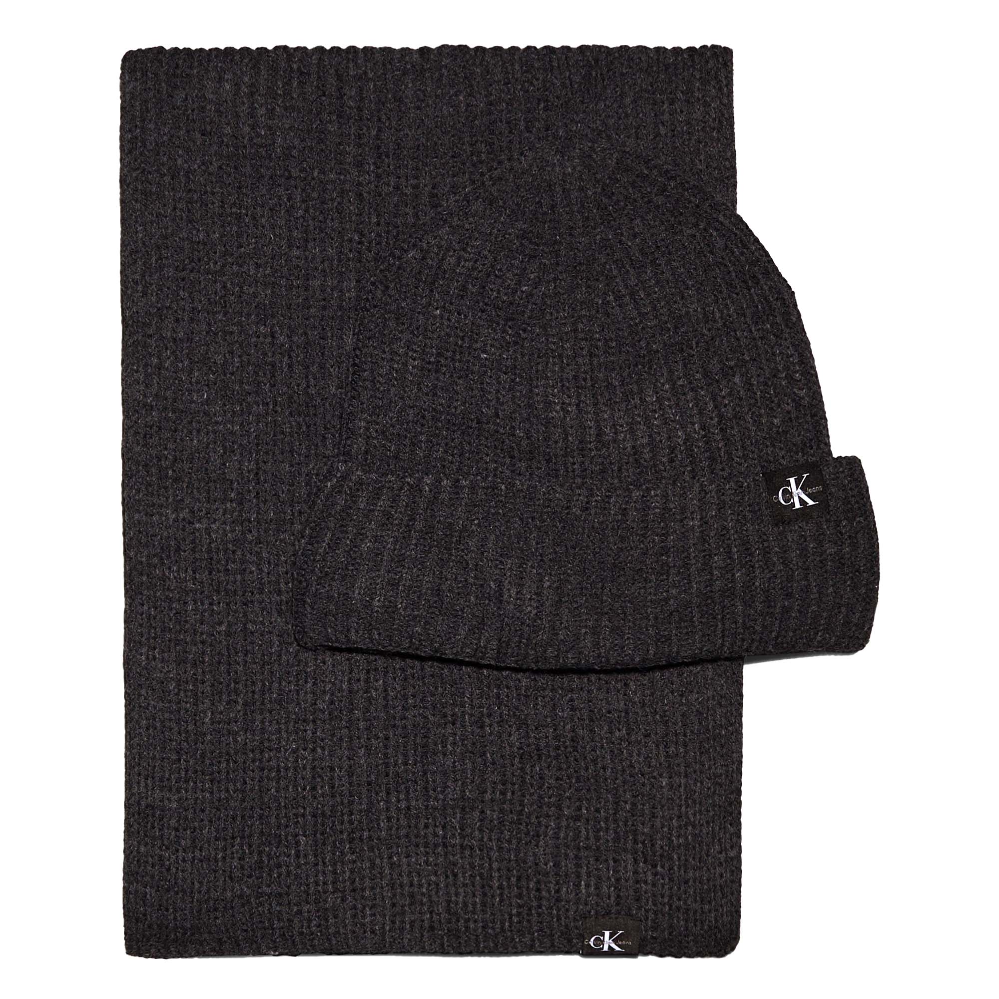 MONOGRAM_RIB_SCARF_BEANIE_SET_CKIU0IU00638_BAN_Image_1