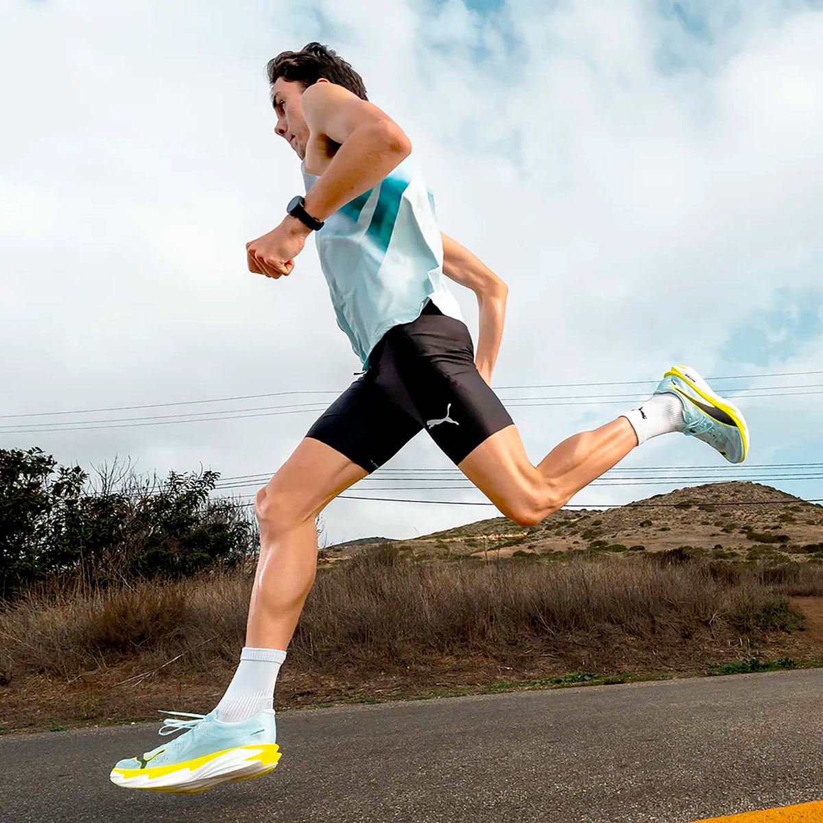 M_LIGHTSPEED_ULTRAWEAVE_GRAPHIC_SINGLET_528564_48_Image_5