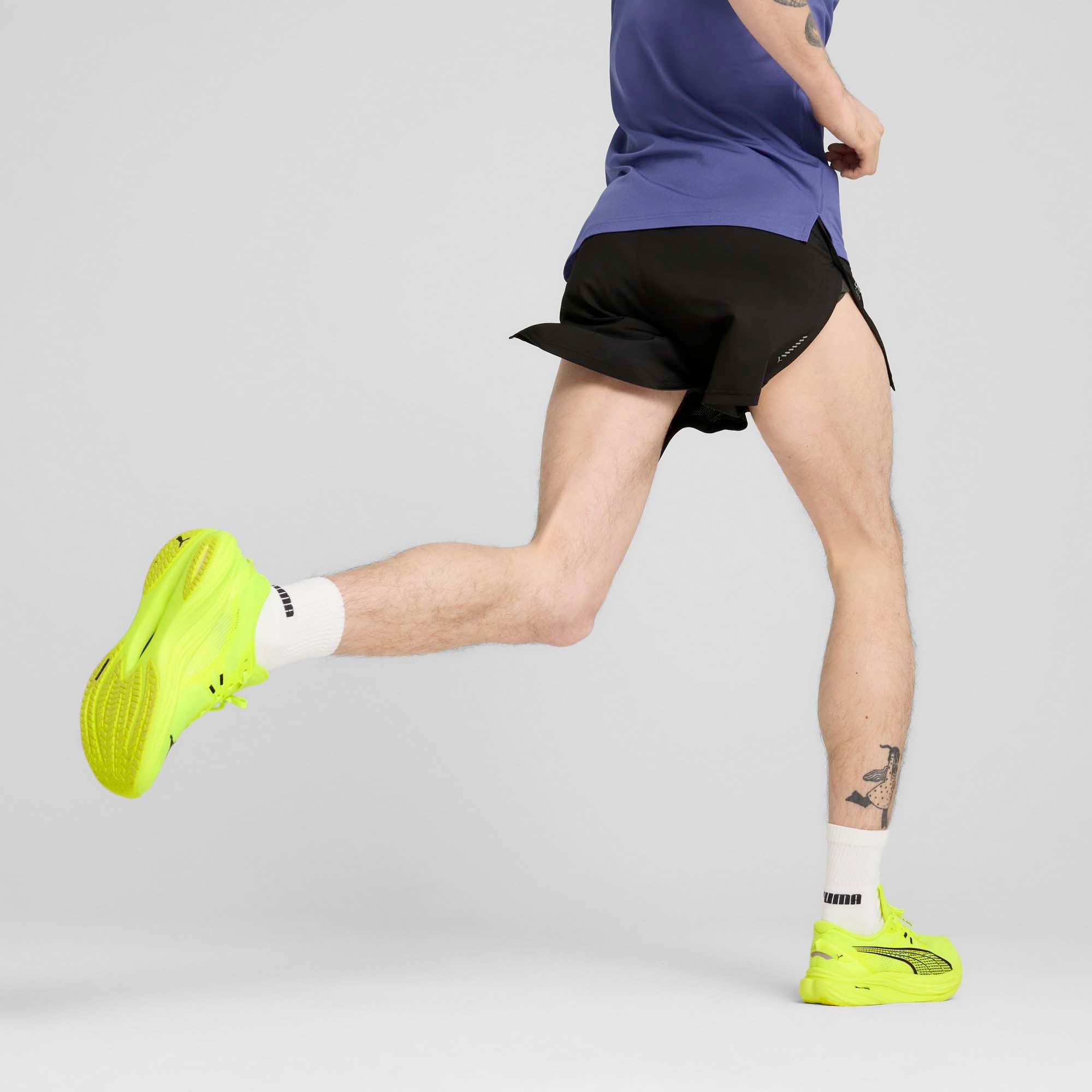 M_RUN_KNIT_3_SPLIT_SHORT_526634_01_Image_3