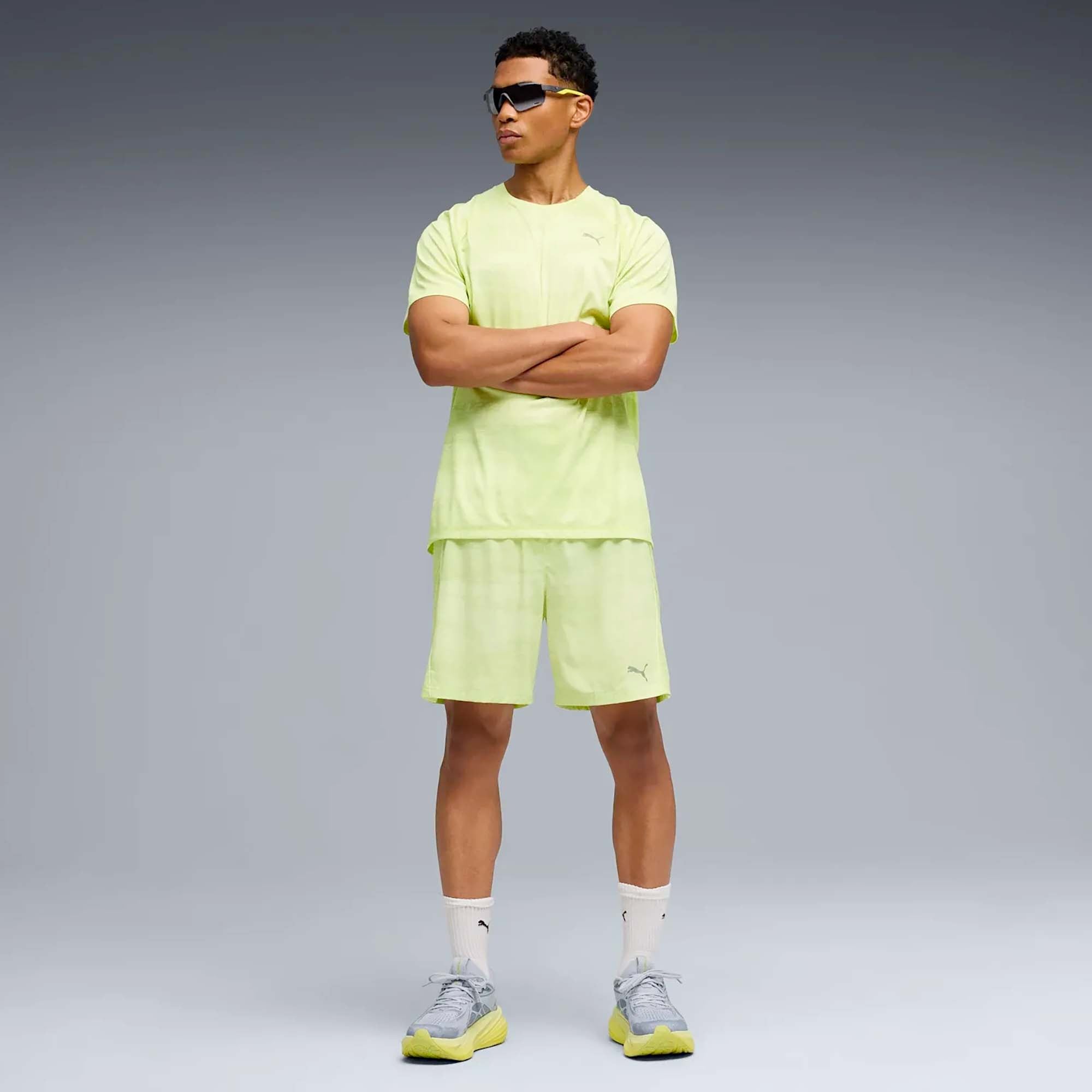 M_RUN_VELOCITY_AOP_TEE_528415_38_Image_4