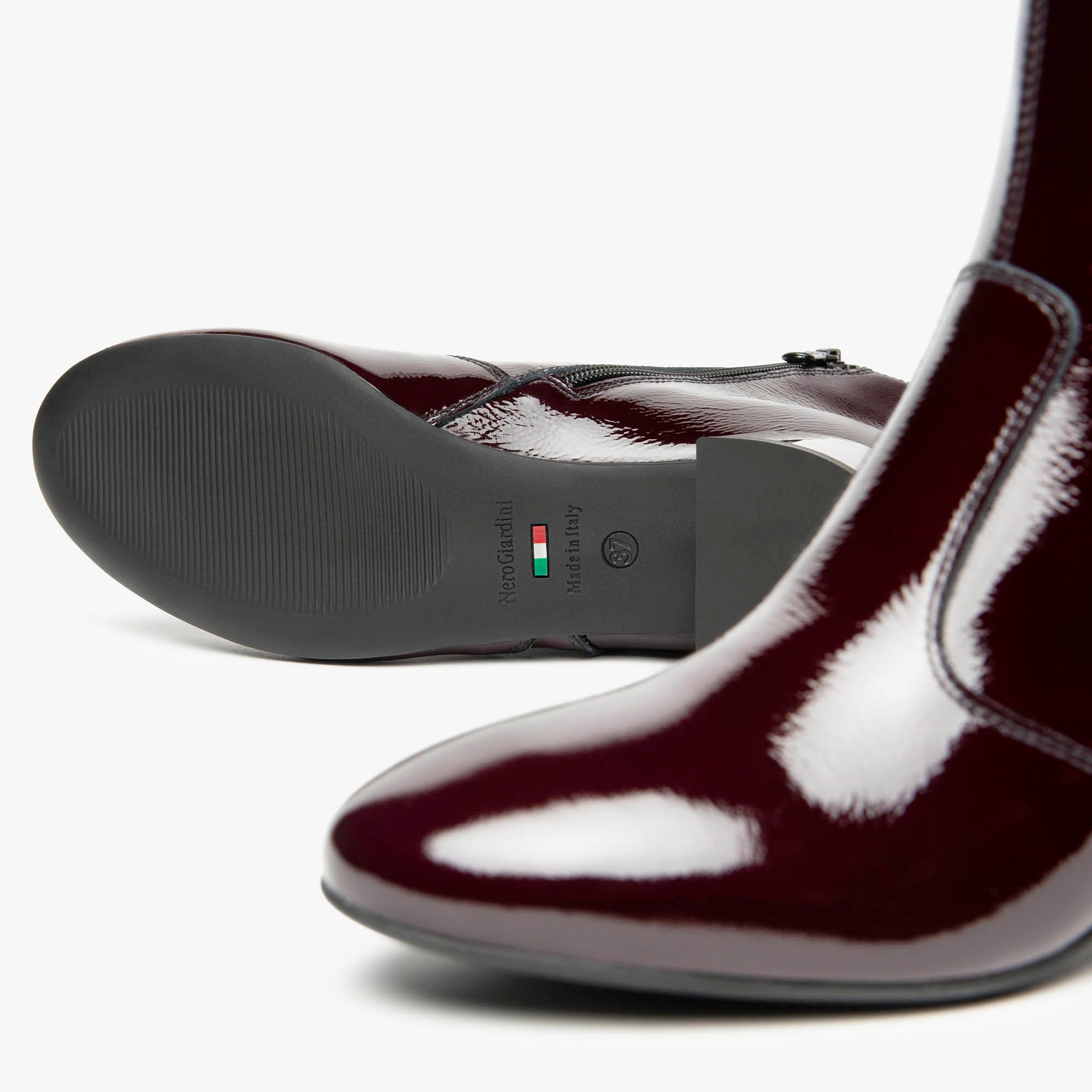 NAPLAK_67423_TPU_OREO_NERO_SPESS_I514361D_613_Image_4