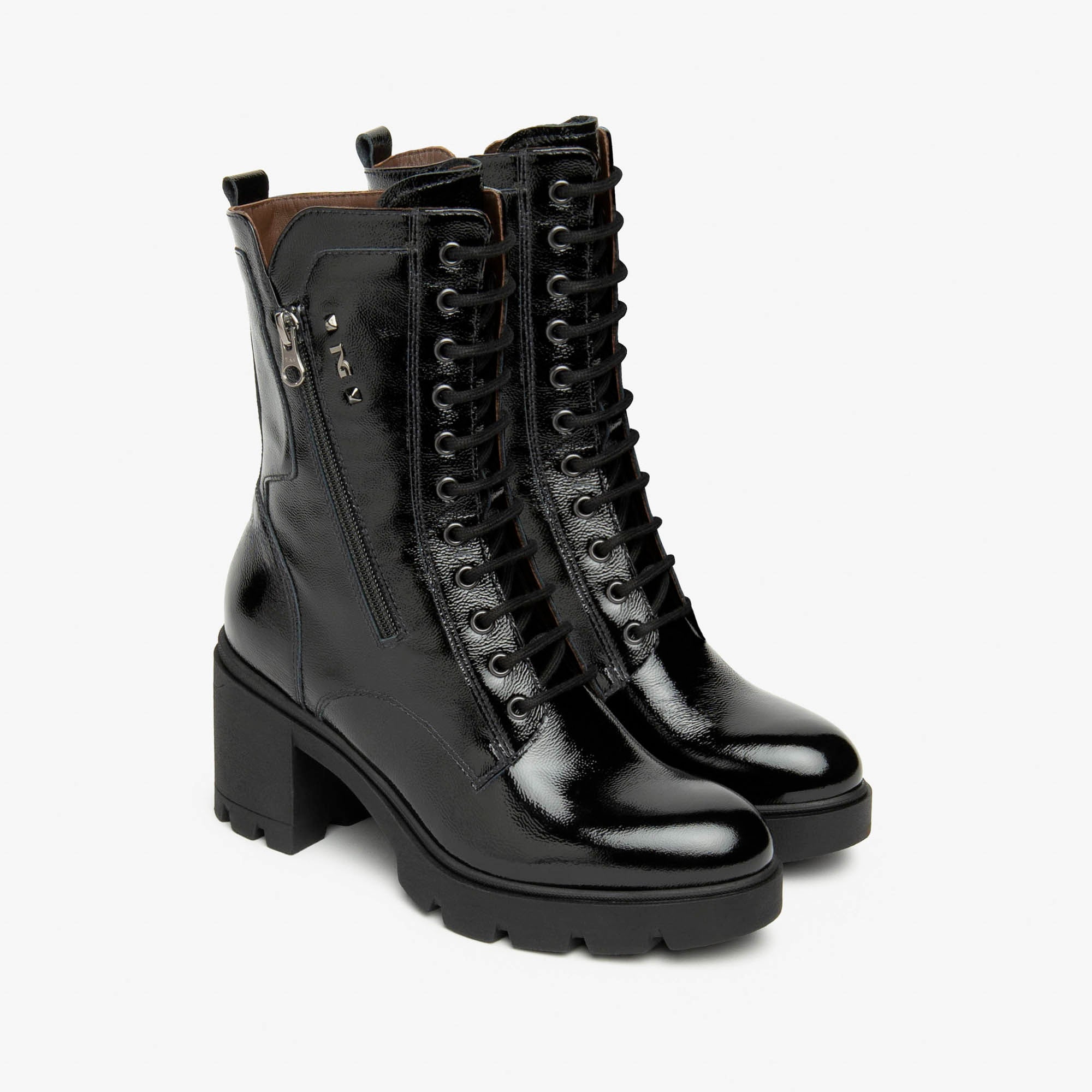 NAPLAK_TR_CARPEGNA_7768_NER_I514886D_100_Image_2