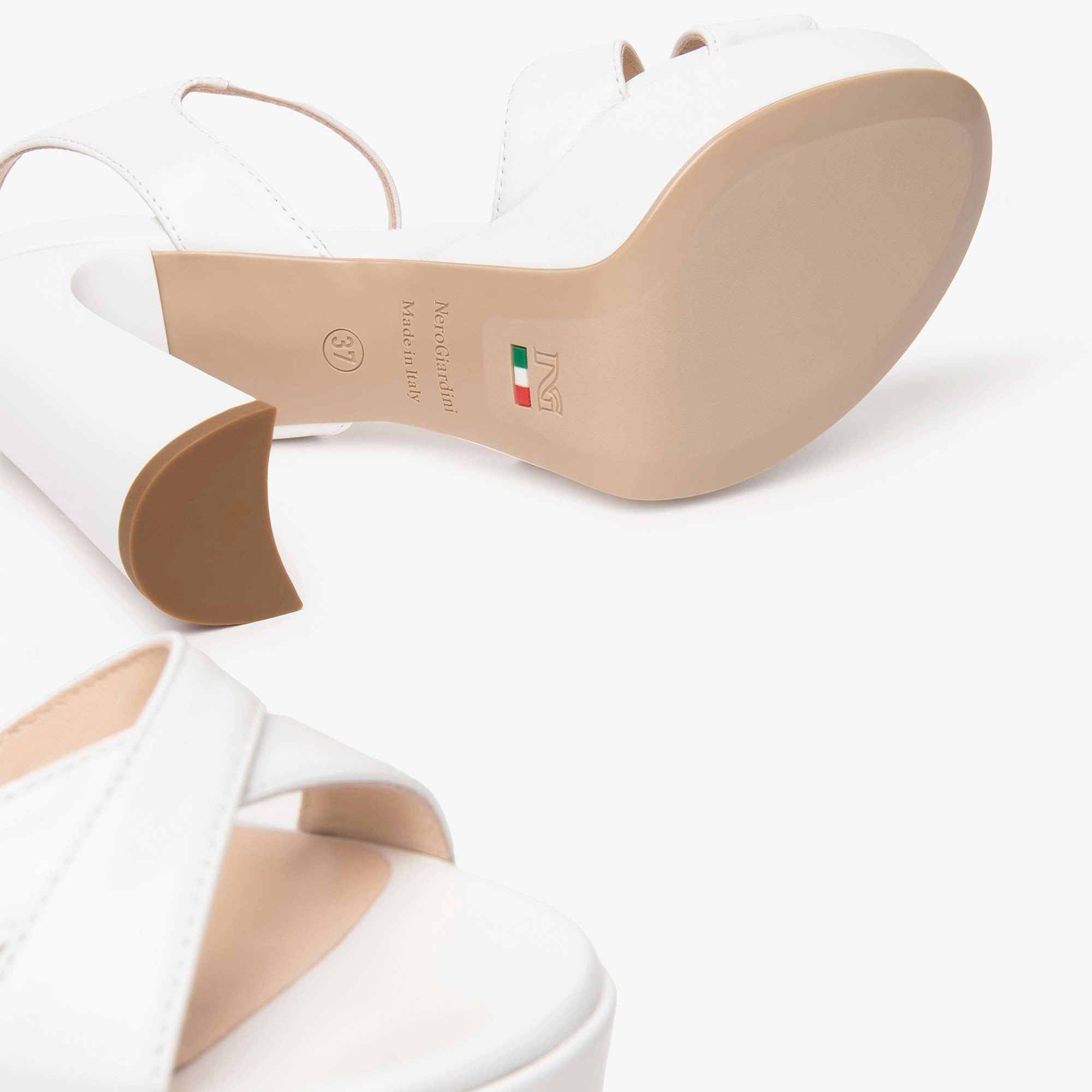 NAPPA_PANDORA_BATTISTPU_LATENE_62_POLILATENE_PLA_E410211D_707_Image_5