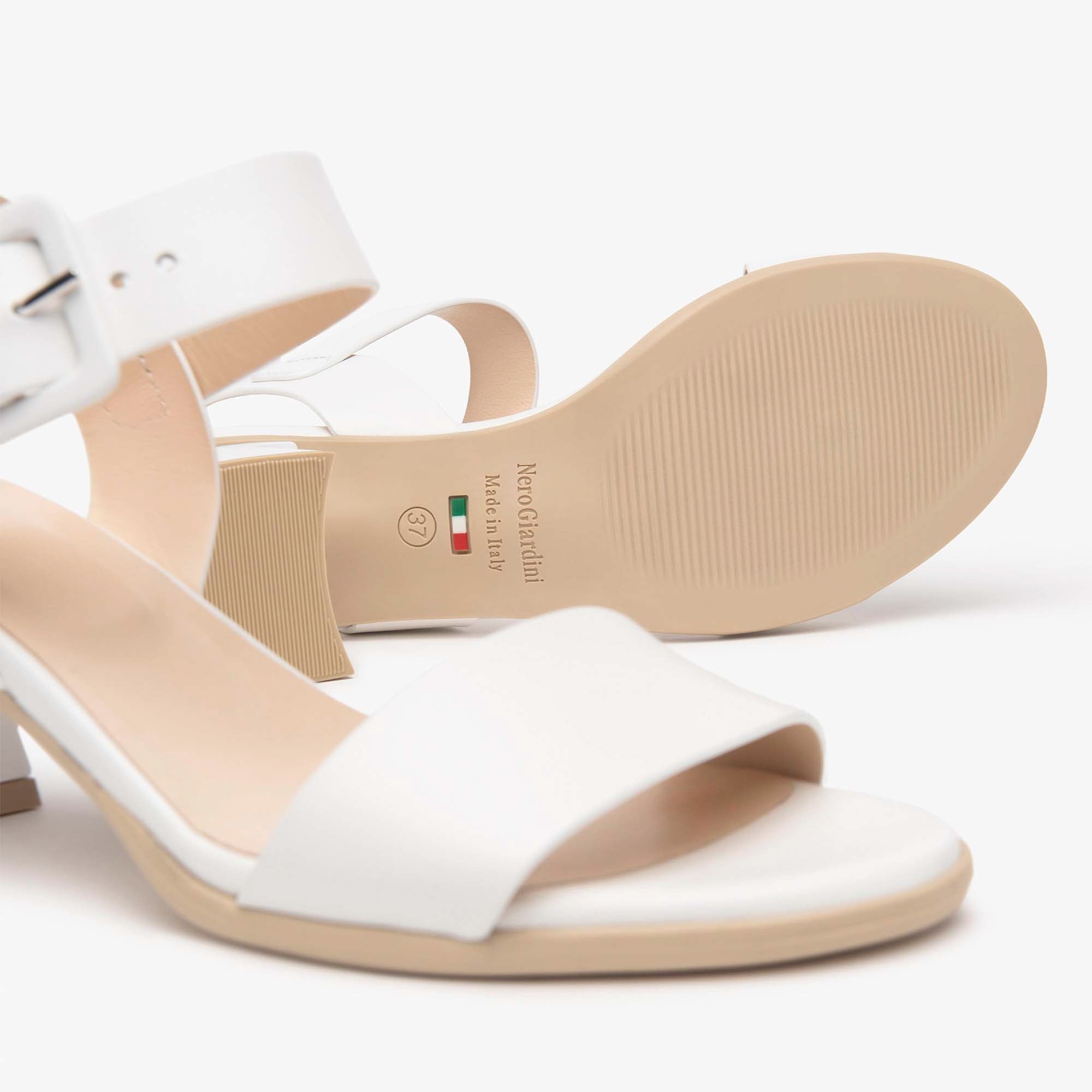 NAPPA_PANDORA_TR_LIERNA_8390_NATUR_E513240D_707_Image_5