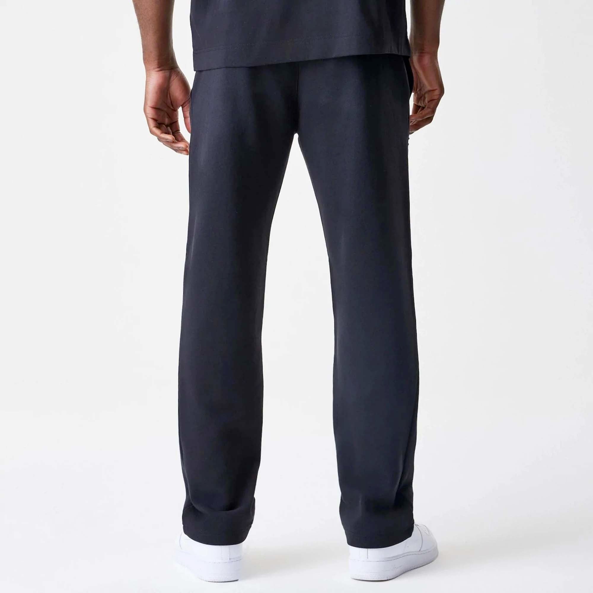 NBA_LINEAR_JOGGERS_CHIBUL_BLK_60758755_001_Image_3