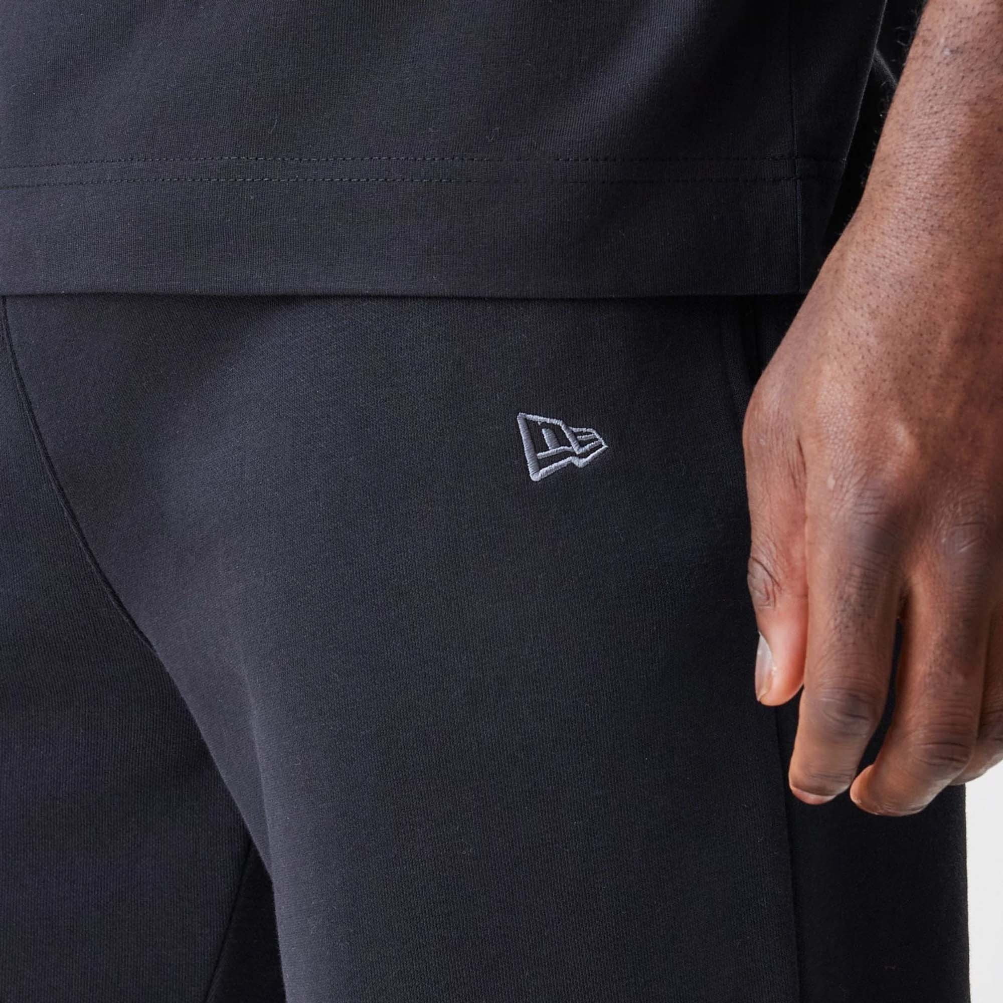 NBA_LINEAR_JOGGERS_CHIBUL_BLK_60758755_001_Image_5