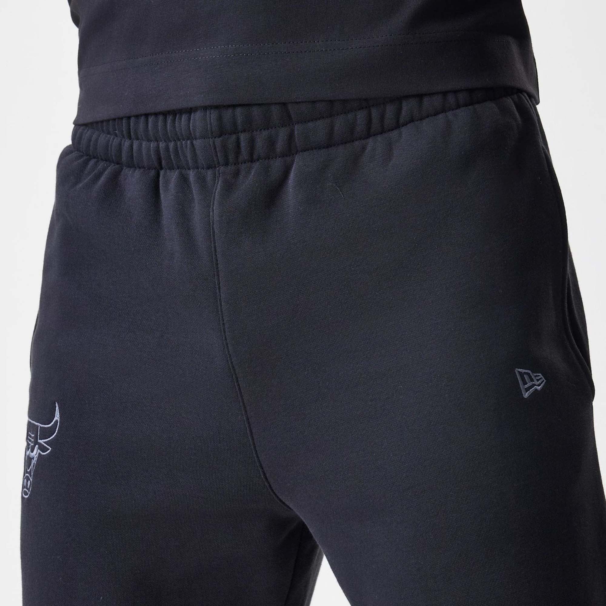 NBA_LINEAR_JOGGERS_CHIBUL_BLK_60758755_001_Image_6