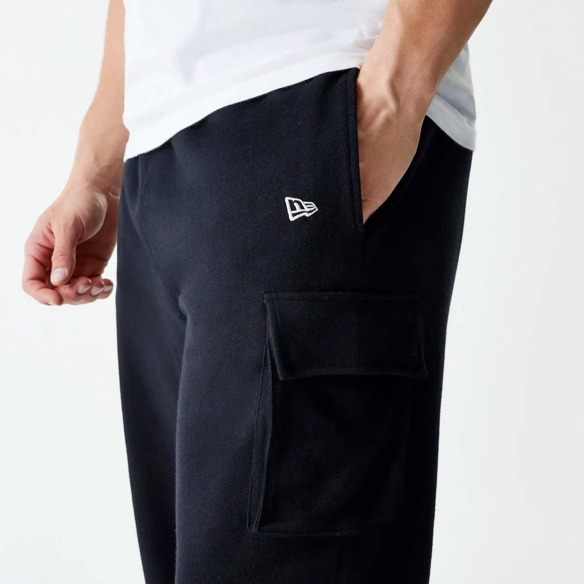 NE_CARGO_JOGGER_NEWERA_BLK_60684474_001_Image_3