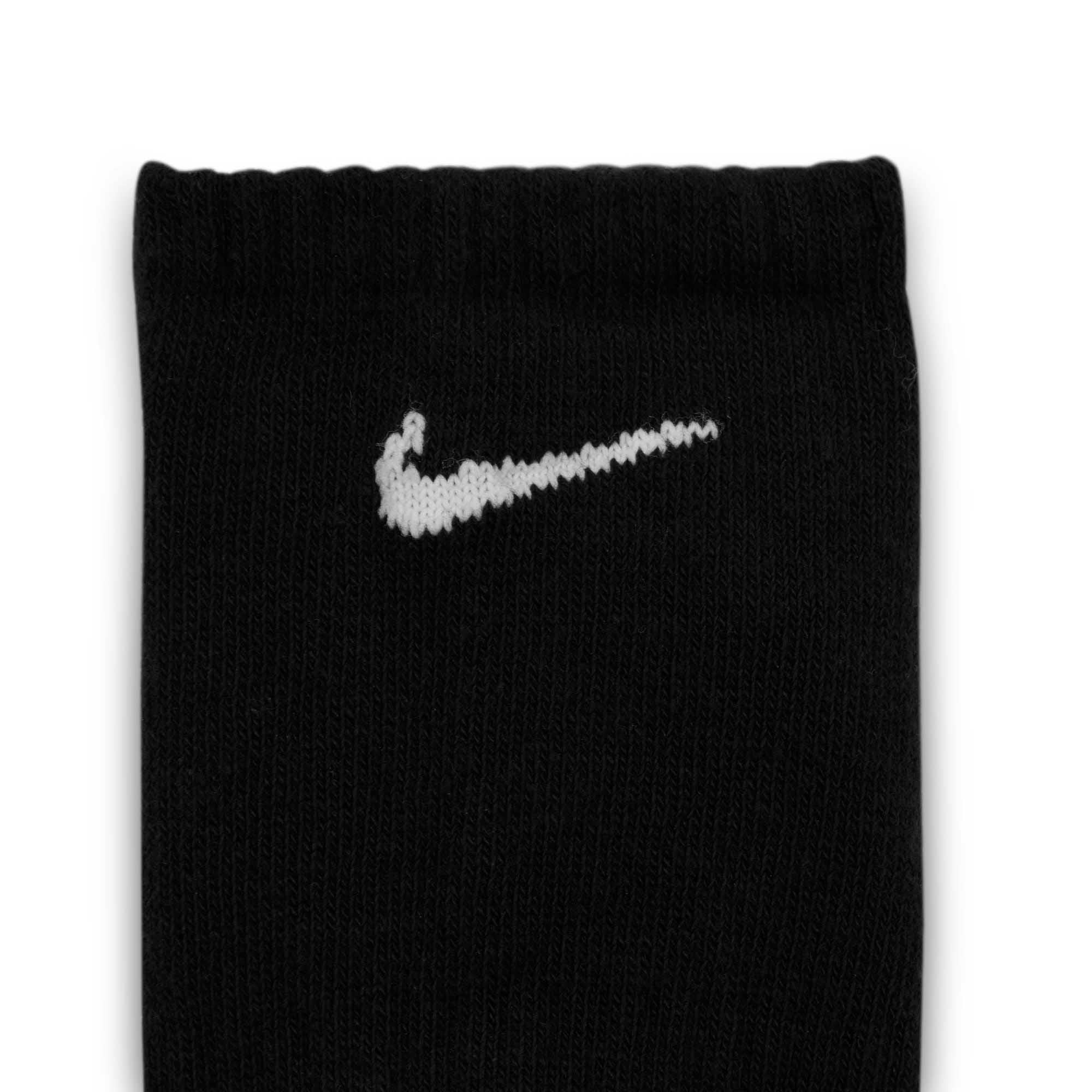 NIKE_EVERYDAY_LIGHTWEIGHT_SX7678_010_Image_5