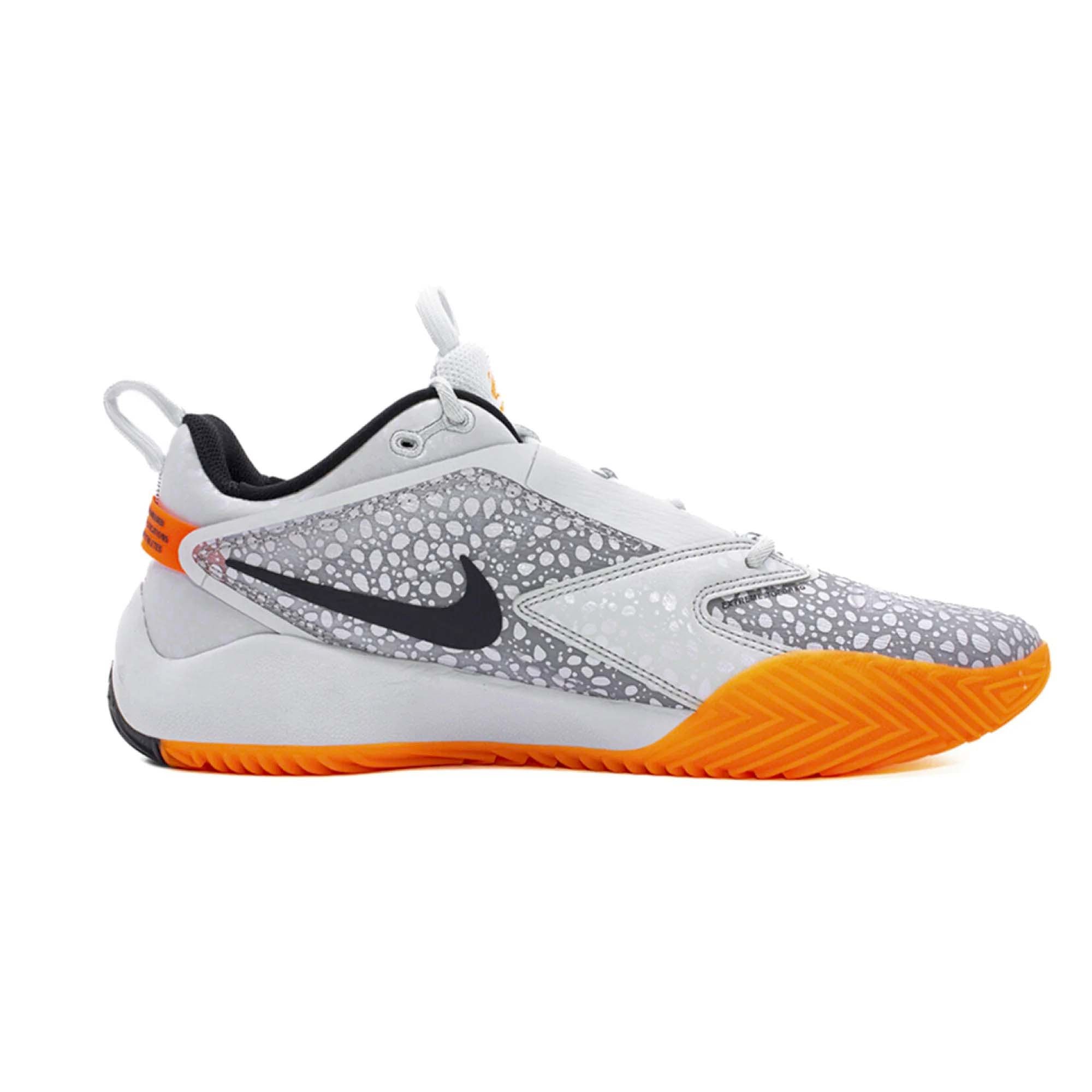 NIKE_ZOOM_HYPERACE_3_SE_HF3239_900_Image_3