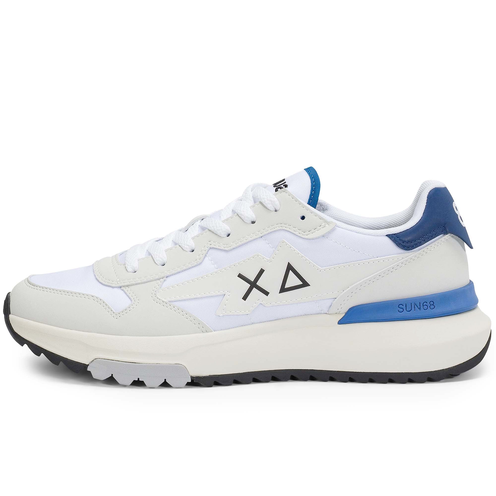 NIKI_20_SOLID_Z36121_01_Image_1