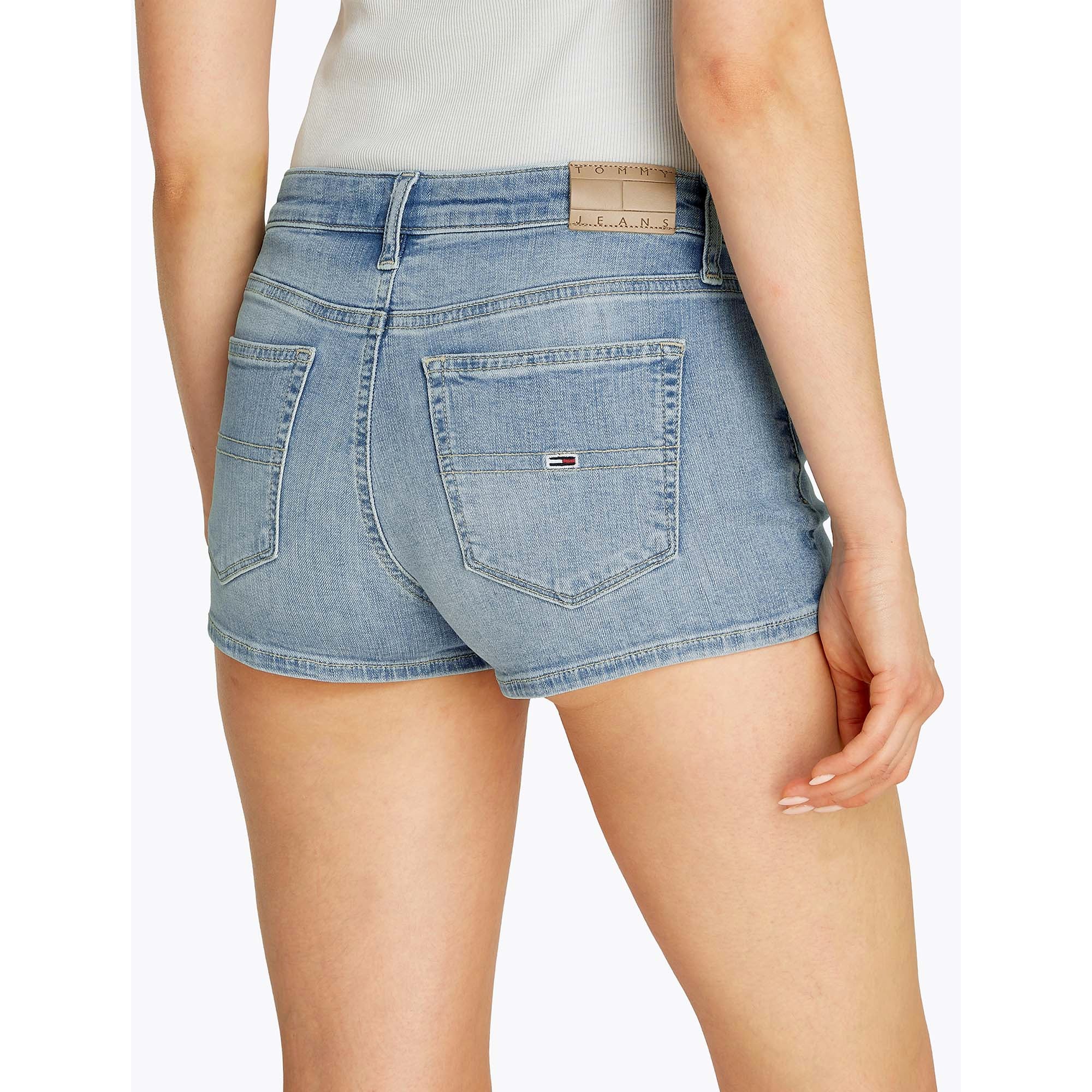 NORA_SHORT_BI8219_DW0DW20089_1AB_Image_5