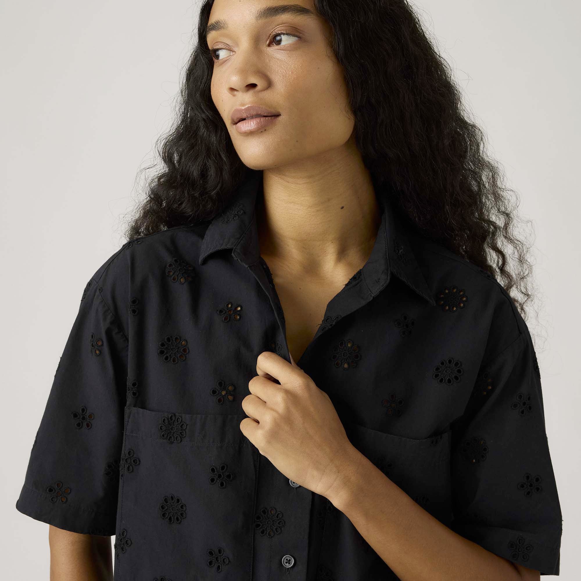 NOVELTY_HARLIE_SS_CROPPED_SHIR_005O8_0001_Image_5