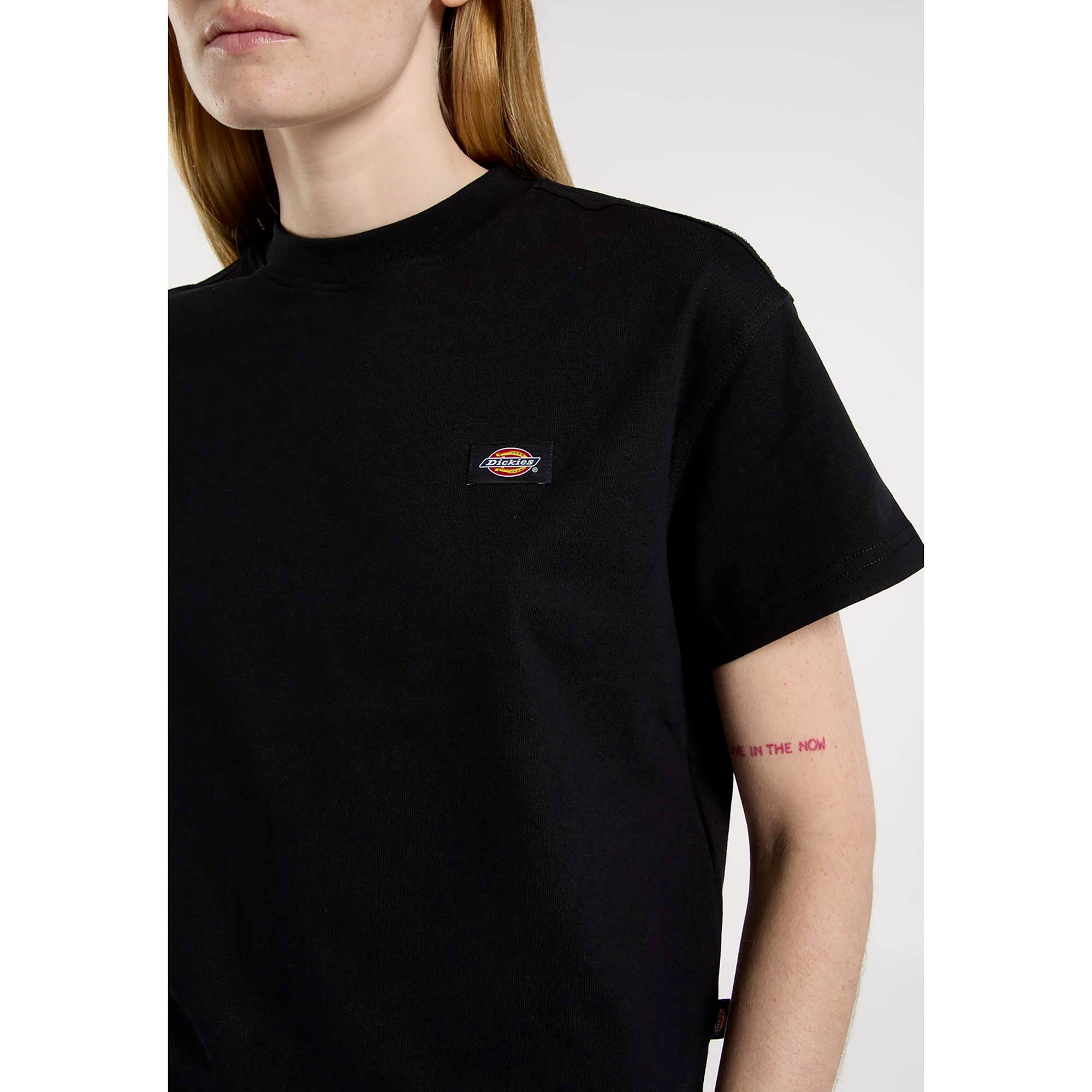 OAKPORT_BOXY_SS_TEE_DK0A4Y8L_BLK1_Image_4