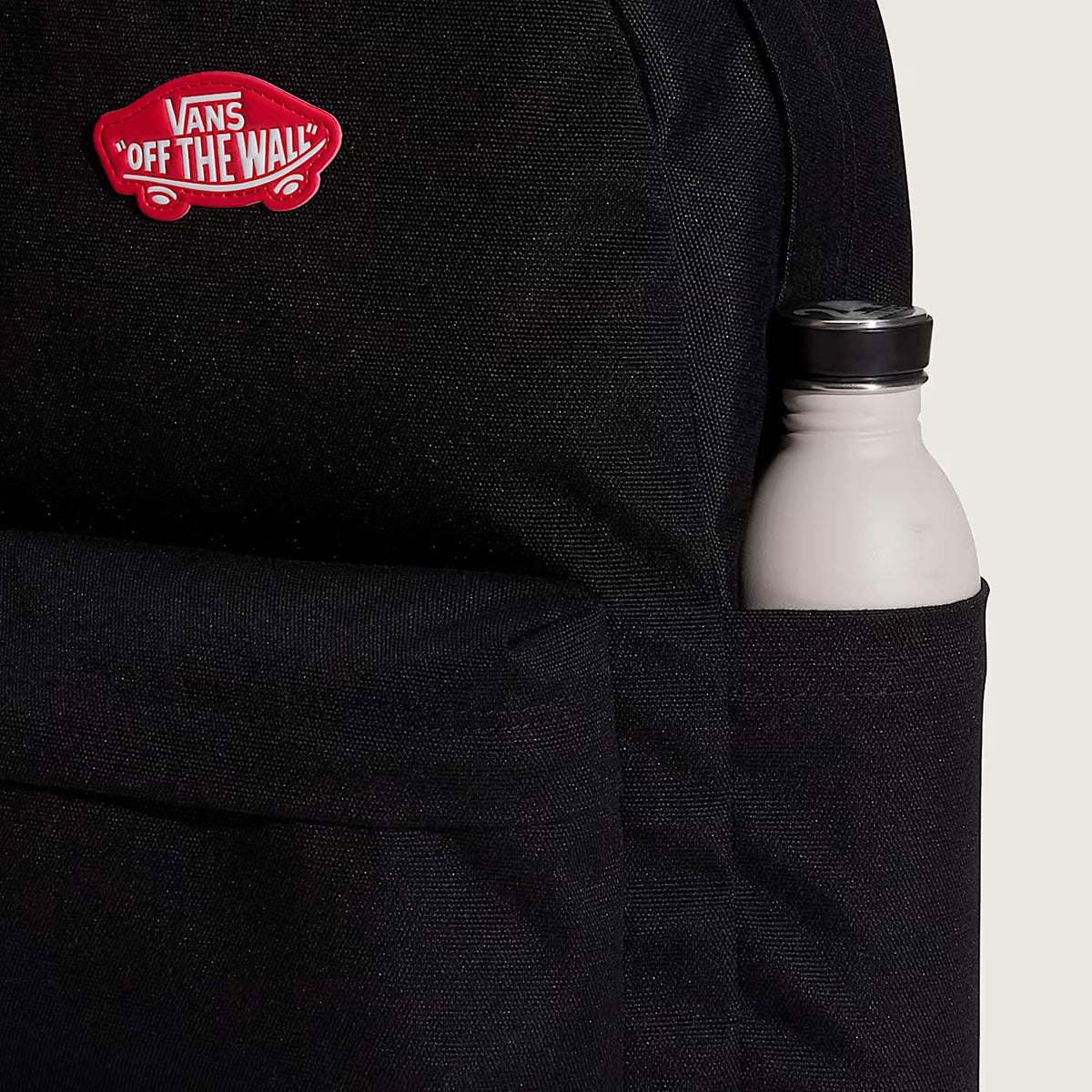 OLD_SKOOL_GROM_BACKPACK_VN000H56A2T_BLACKCHI_Image_4