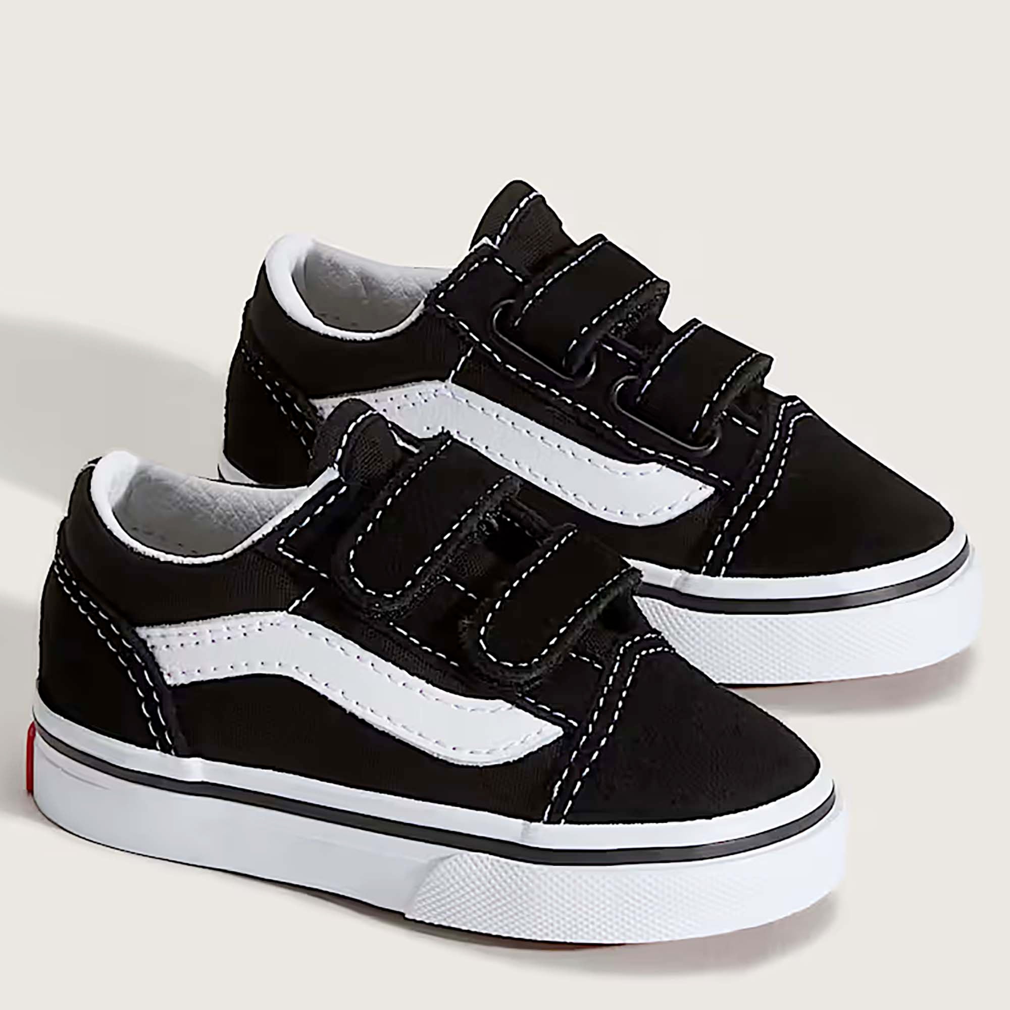 OLD_SKOOL_V_VN000D3YBLK_BLACK_Image_2