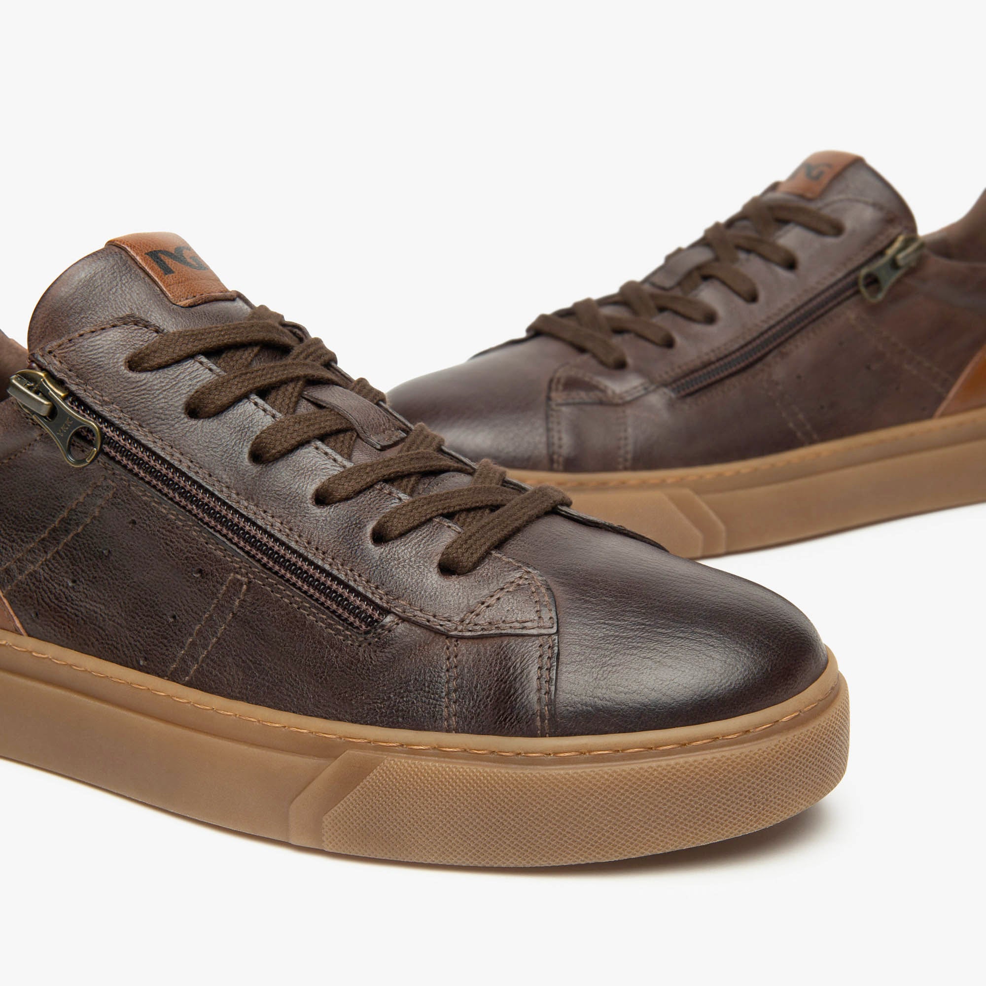 OSAKA_LEVANTO_MOGANO_TR_ISEO_1005_AMBRA_3_I500930U_300_Image_3