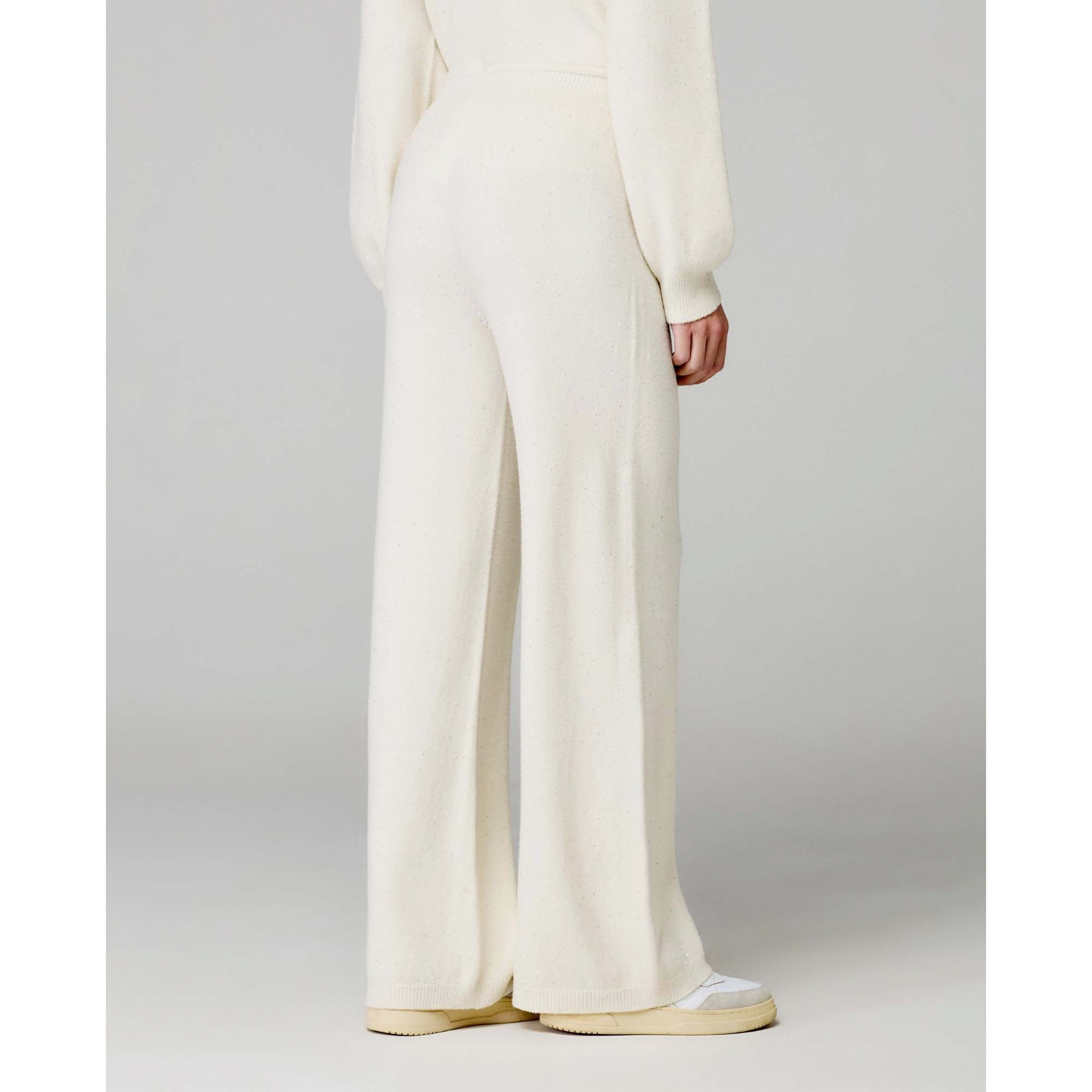 PANTALONE_DRITTO_IN_MAGLIA_CON_PAILLETTES_HMABW02317MTTM0001_BI04_Image_3