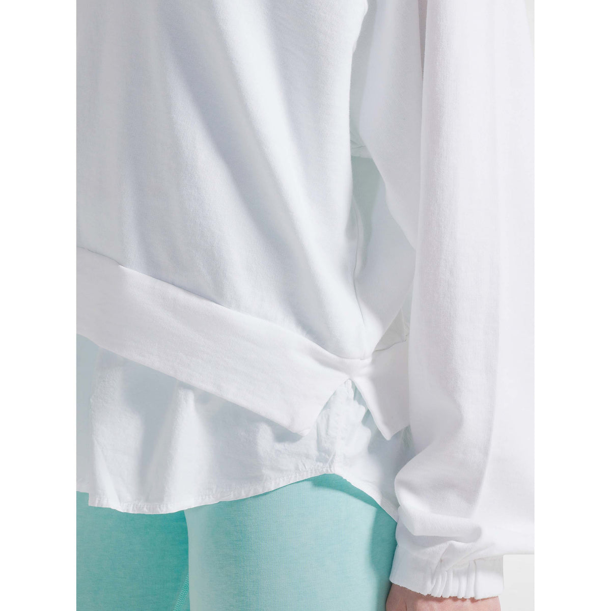 PARACHUTE_TRIM_HOODIE_D42714_10001_Image_5