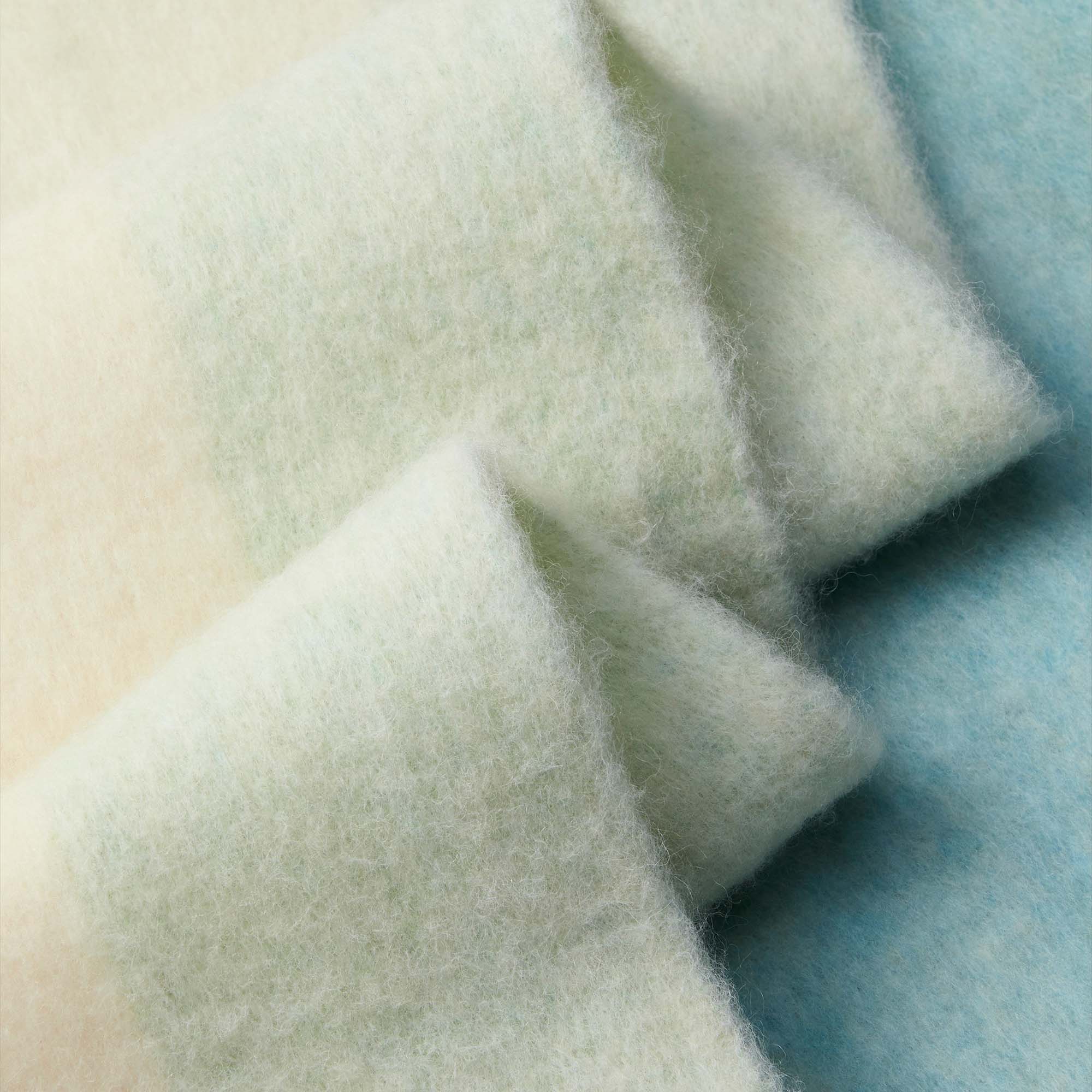 PATCH_BRUSHED_CHECKED_SCARF_LV04D8070G_ZI9_Image_3