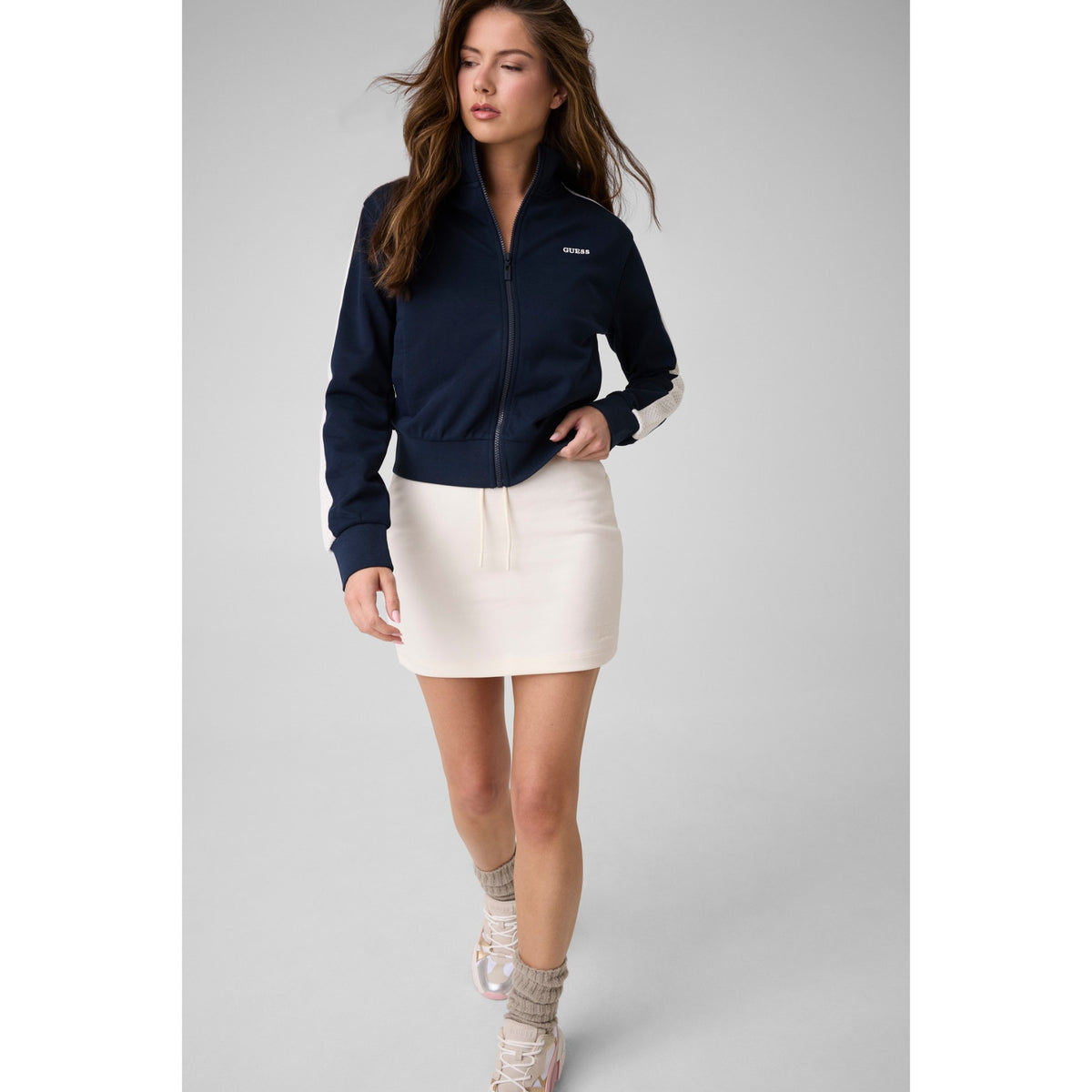 PHOEBE_FULL_ZIP_HIGH_NECK_V6YQ26K5140_A71W_Image_3