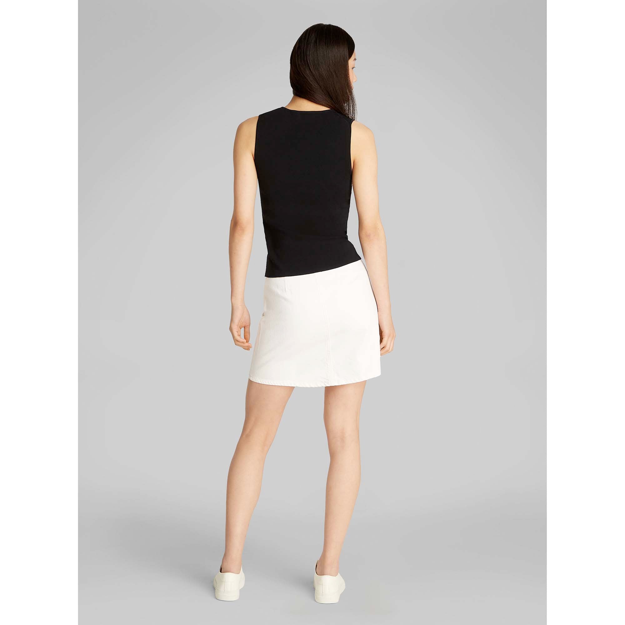 PLACED_INST_SWEATER_J20J225232_BEH_Image_4
