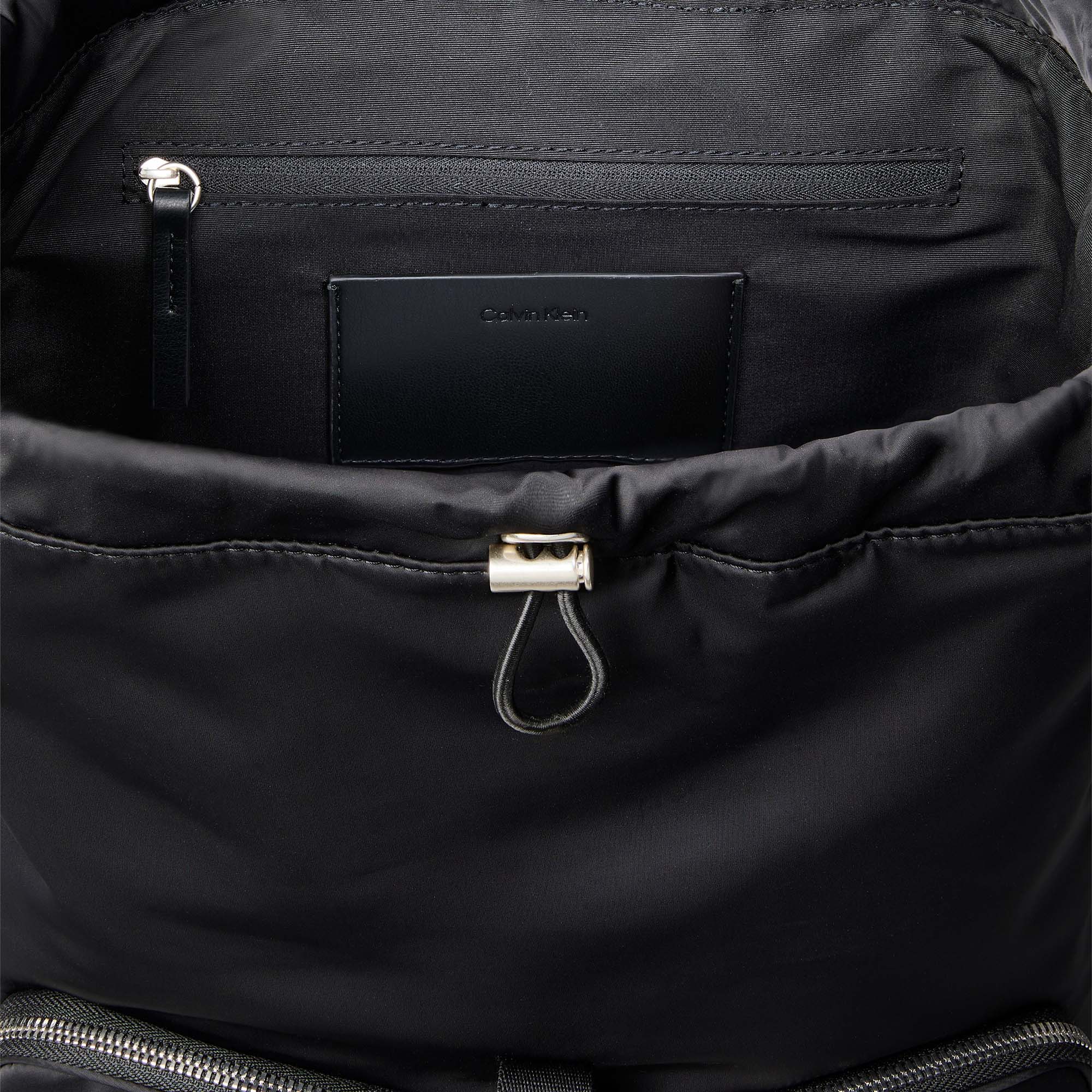 POCKET_NYLON_FLAP_BACKPACK_LV04F3133G_UB1_Image_3