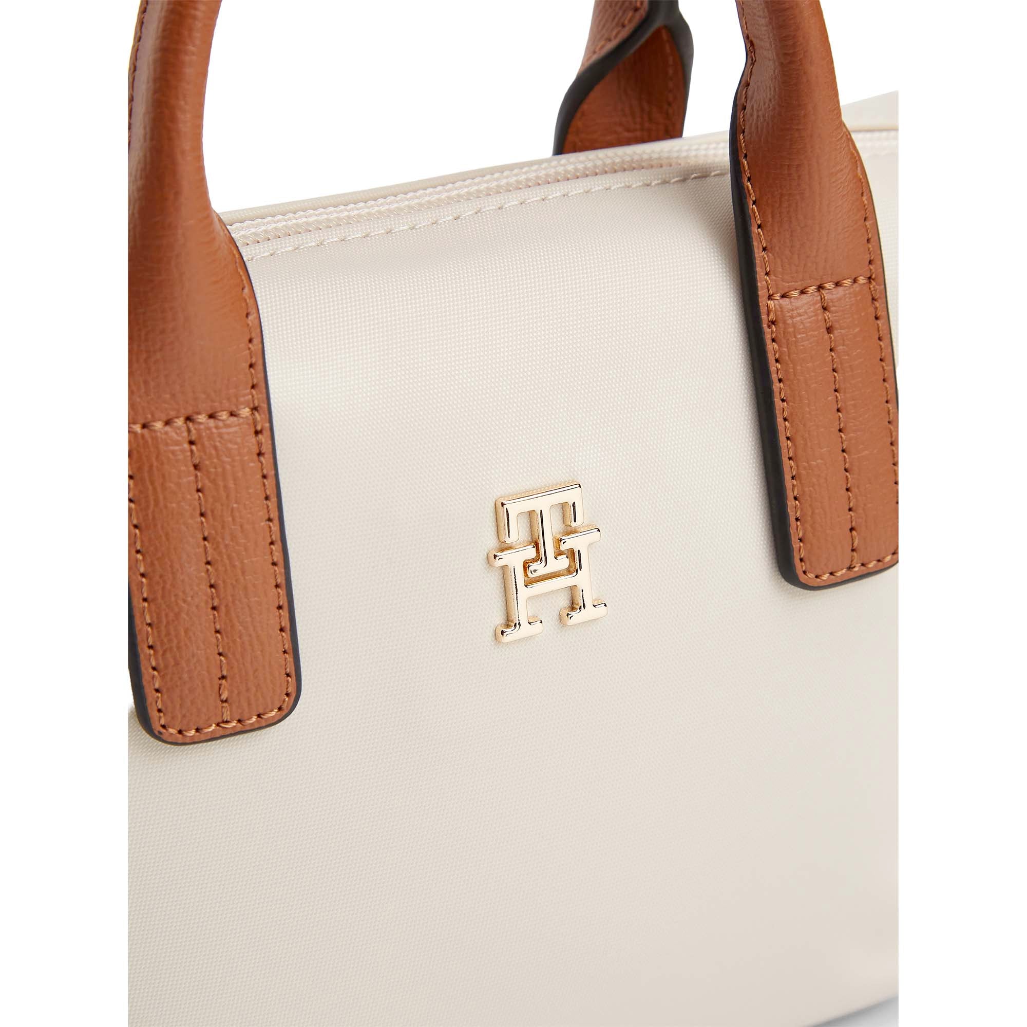 POPETTE_MICRO_TOTE_AW0AW18368_AEO_Image_3