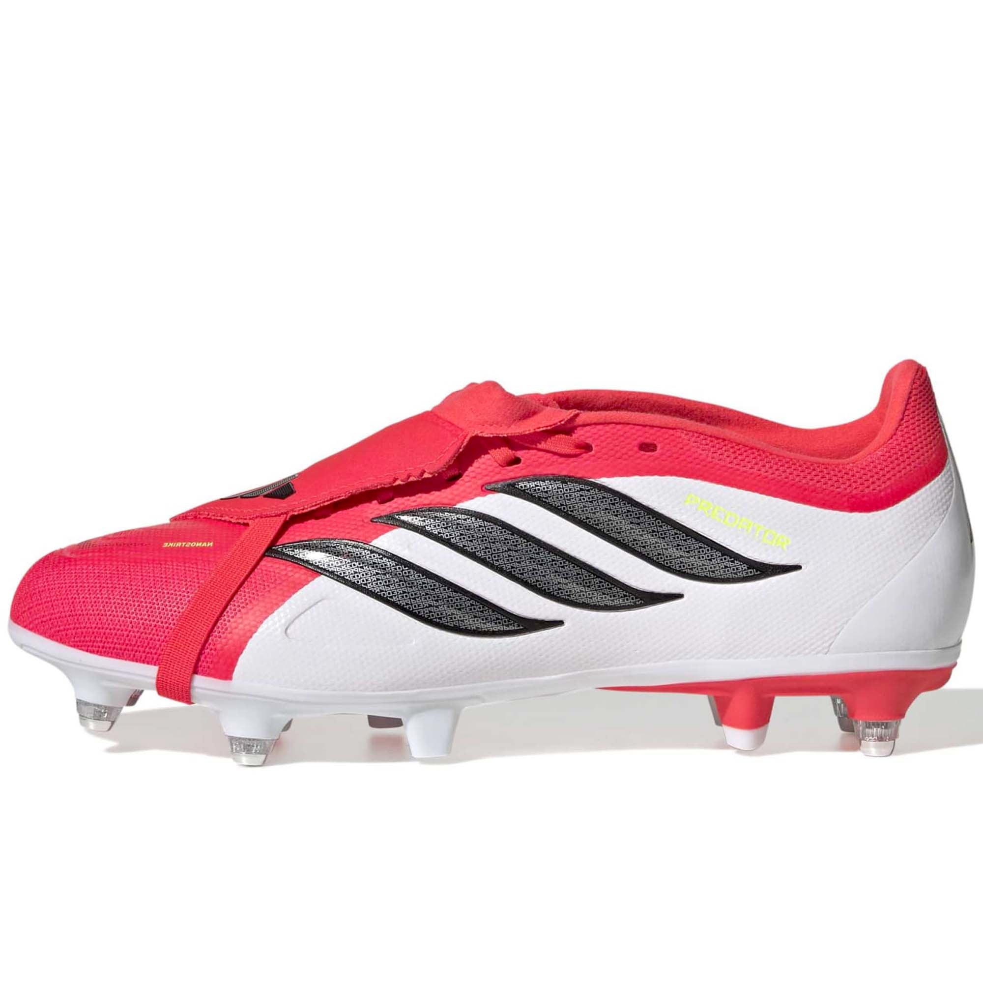 PREDATOR_LEAGUE_FT_JR7894_LUCREDC_Image_1