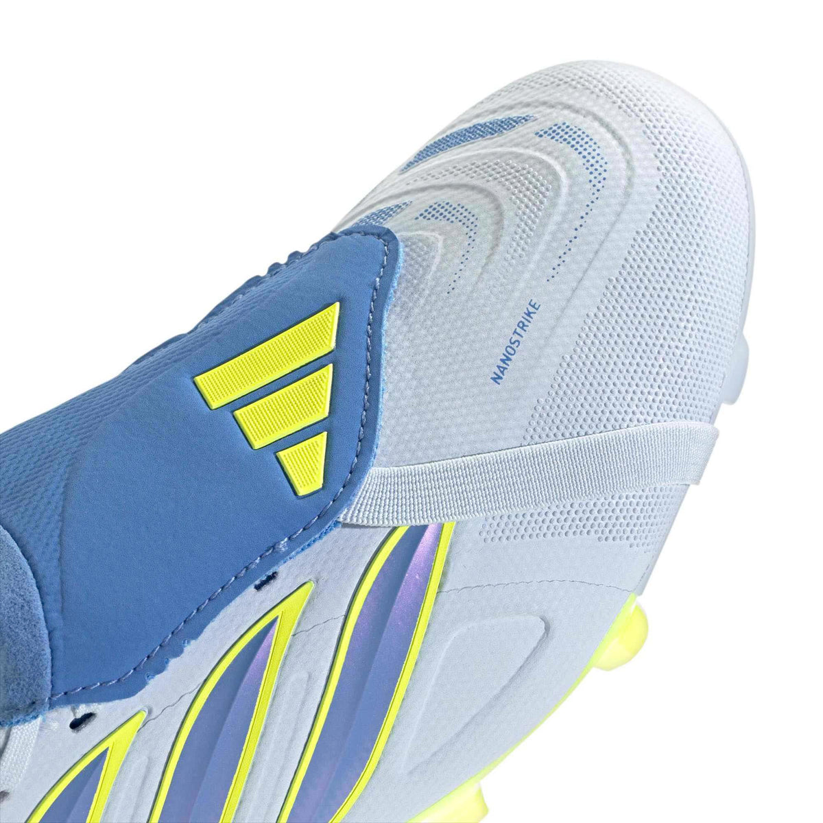 PREDATOR_LEAGUE_FT_JS0423_CRSKRAY_Image_8
