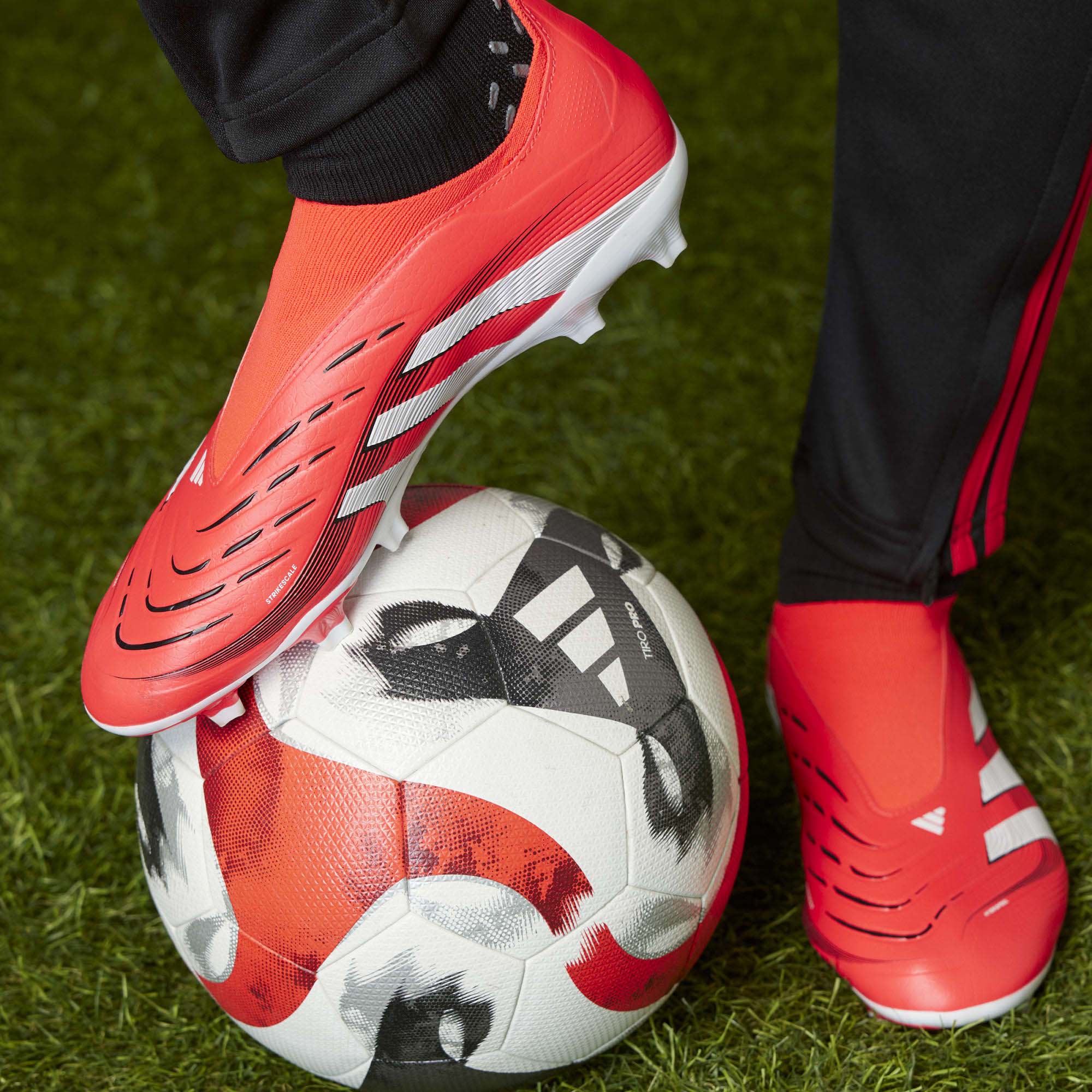 PREDATOR_LEAGUE_LL_ID3859_LUCREDF_Image_8