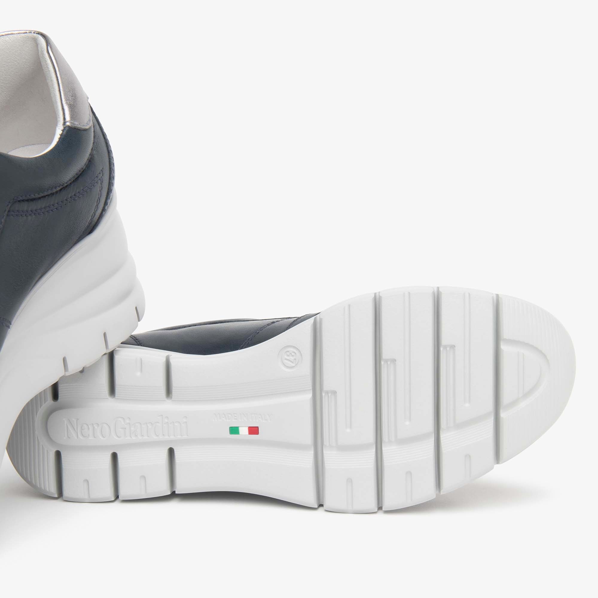 PREMIUM_GRACEGRIGIO_OXIGEN_GRIGIO_EVA_AGOSTA_8769_E615221D_200_Image_4