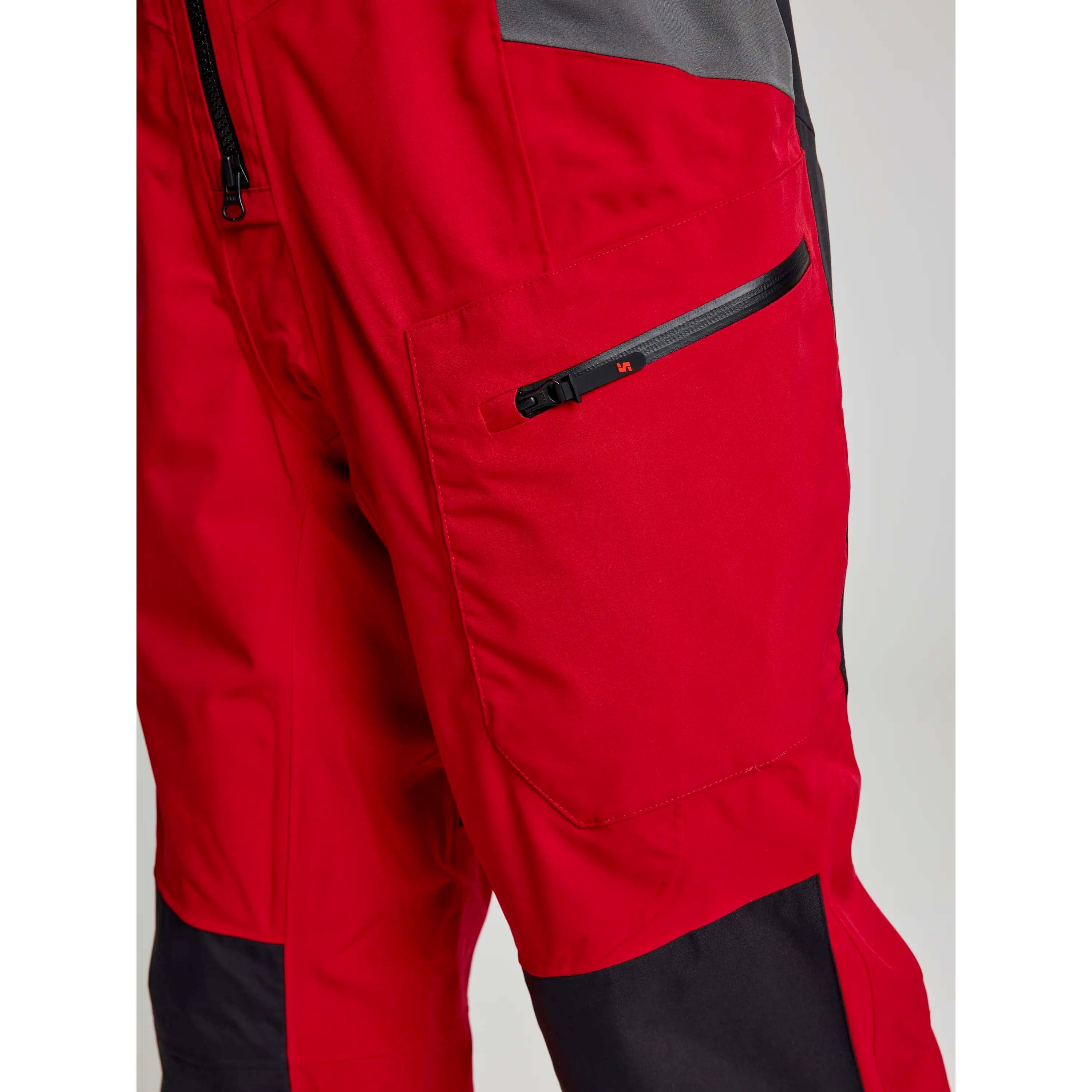 PRO_COASTAL_BIBS_A171001S00_W17_Image_5