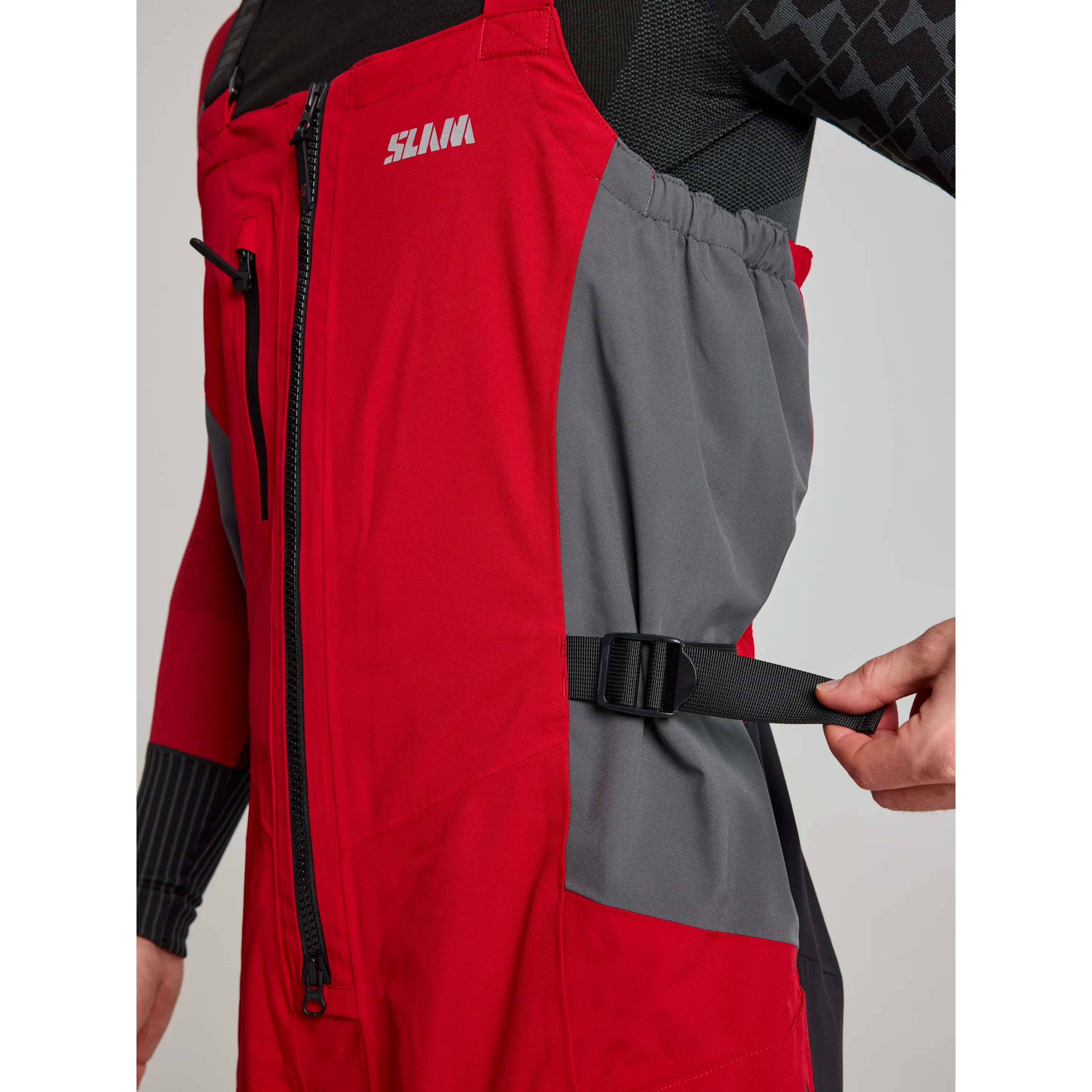 PRO_COASTAL_BIBS_A171001S00_W17_Image_9