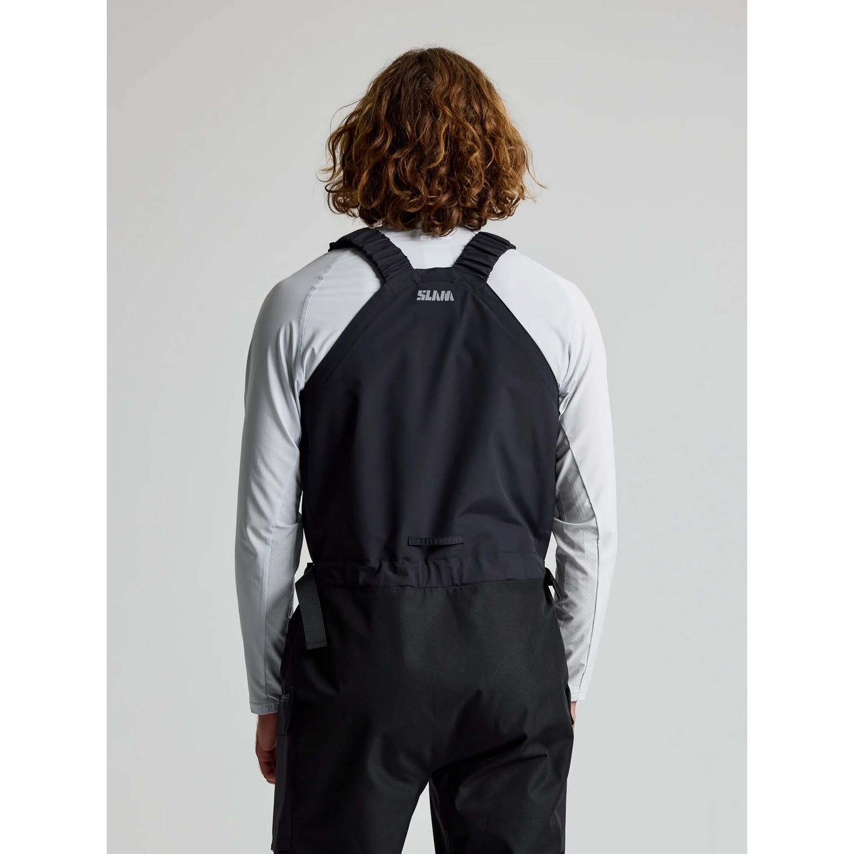 PRO_OFFSHORE_BIBS_A171011S00_W01_Image_2